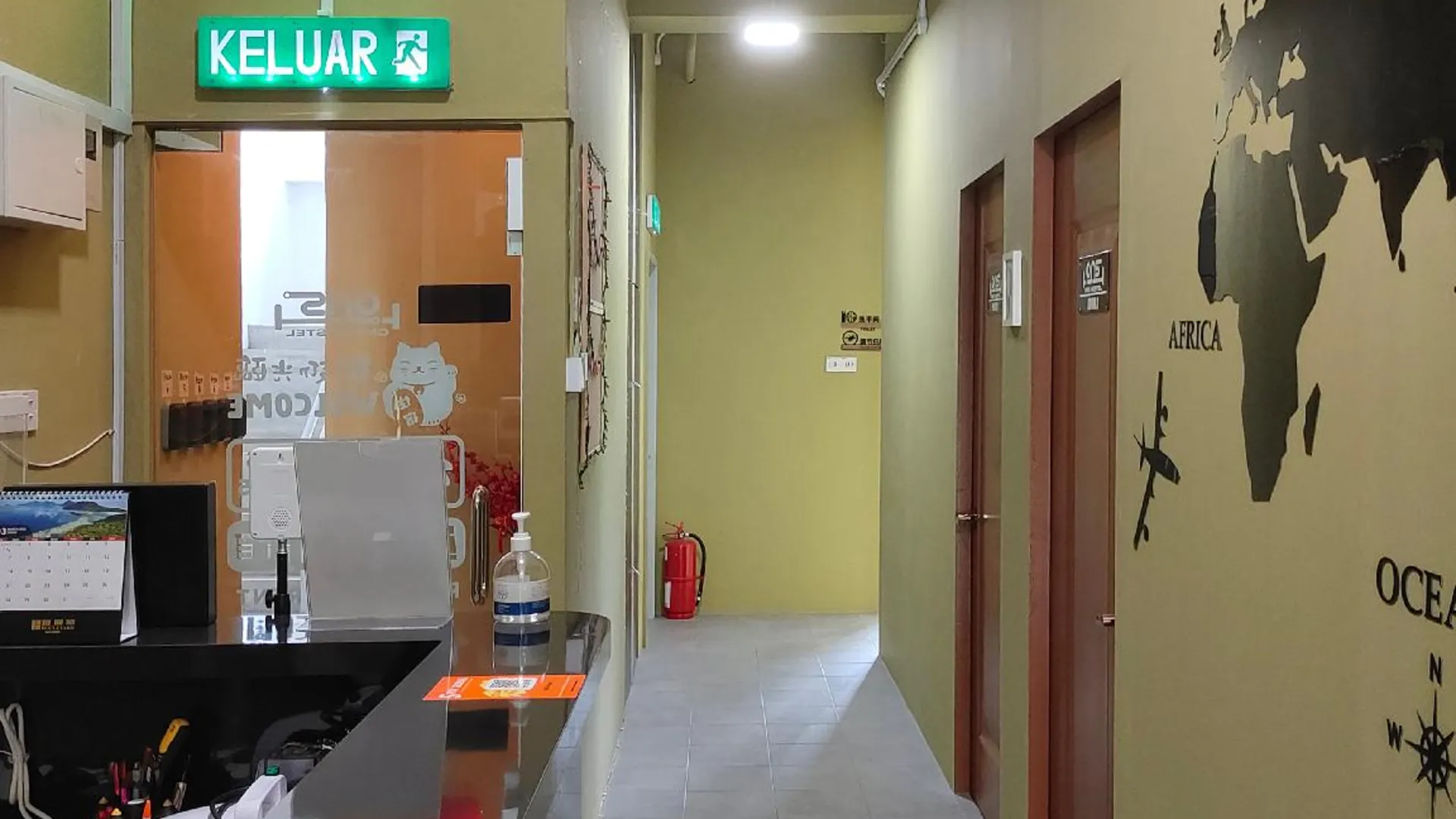 스리 아만 ONS Hostel 호텔 레스토랑