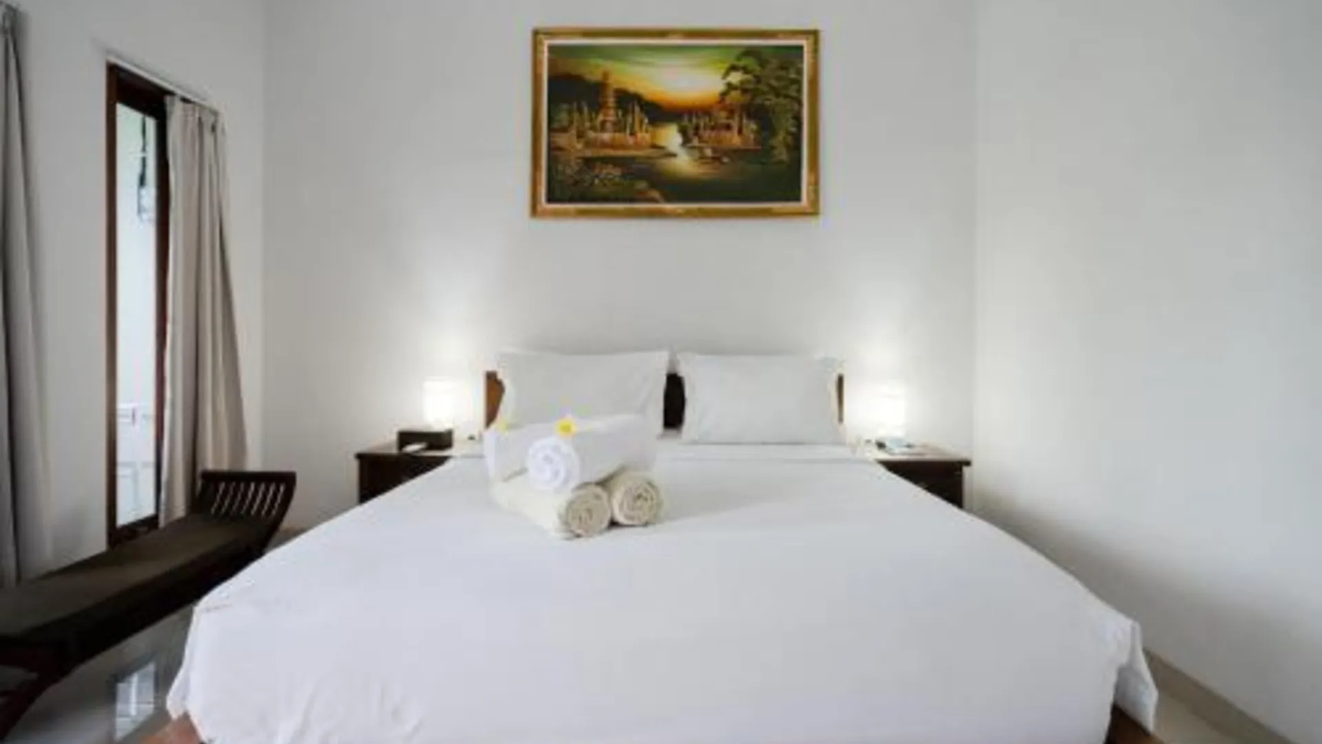 발리 위라 홈스테이 앤 스파 5성급 게스트하우스 스위트룸