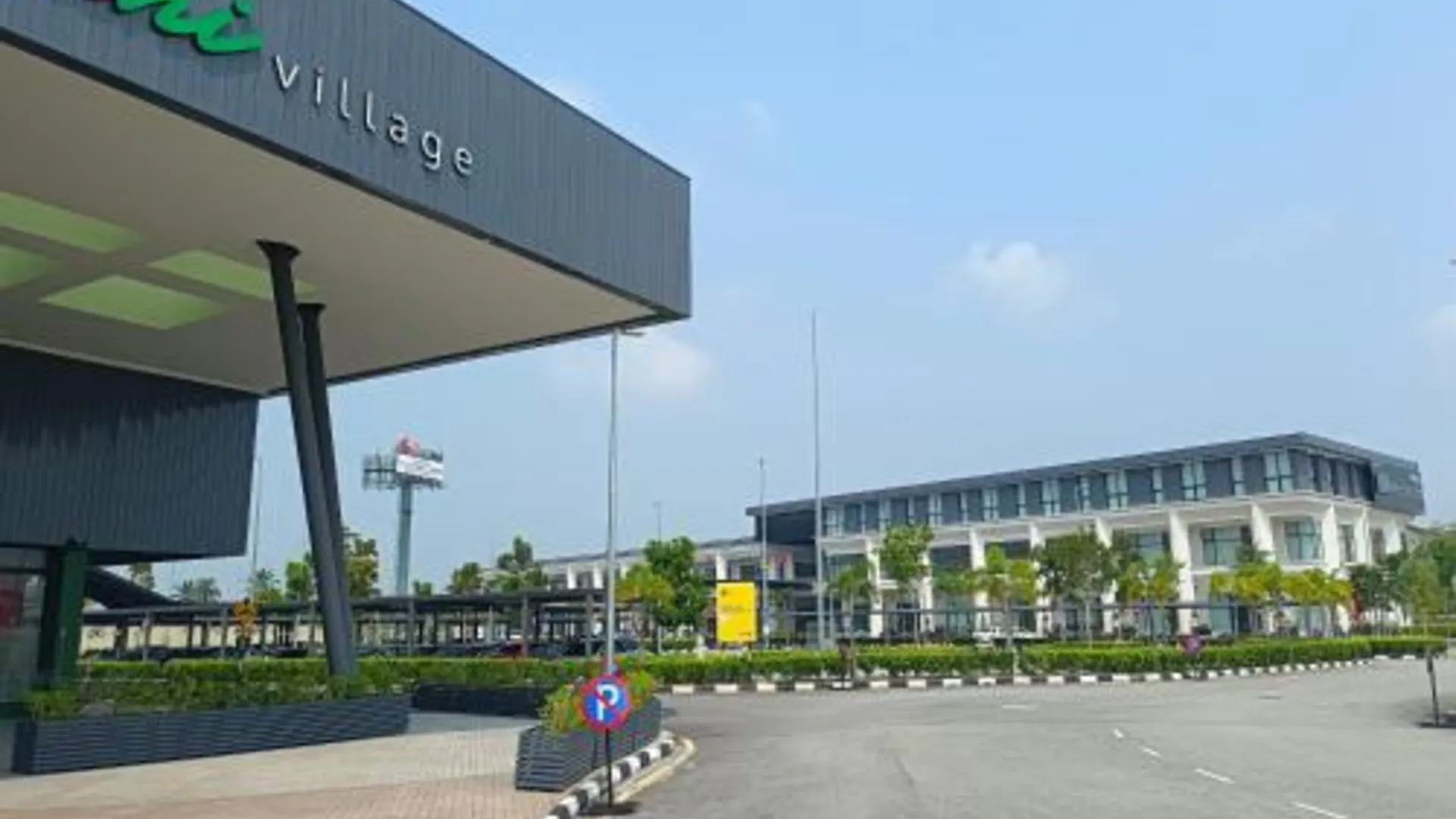 라하트 라핫의 프라이빗 하우스 (200m², 침실 4개, 프라이빗 욕실 4개) 3성급 게스트하우스 레스토랑