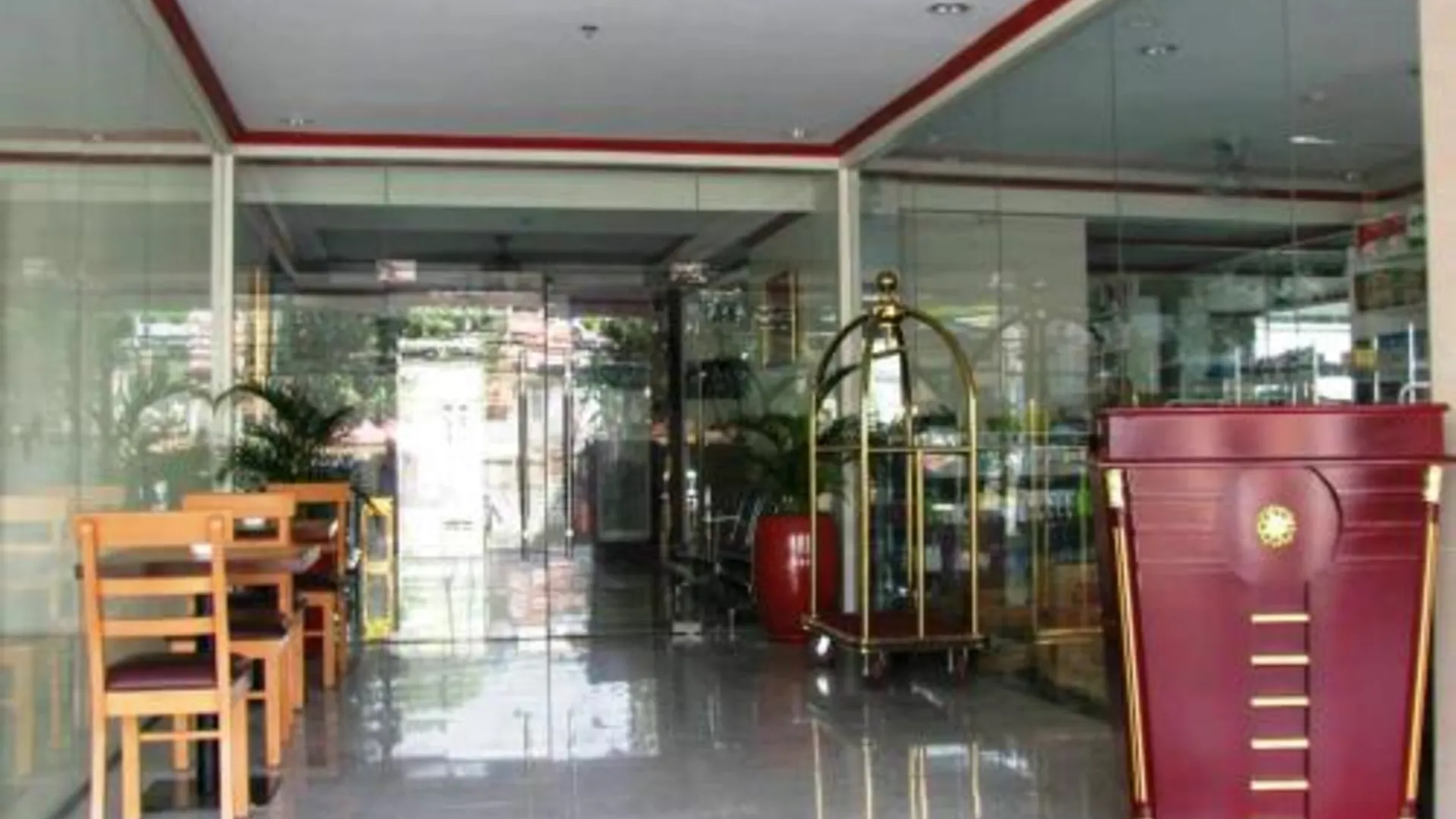 세부 드래곤 홈 인 3성급 호텔 외관