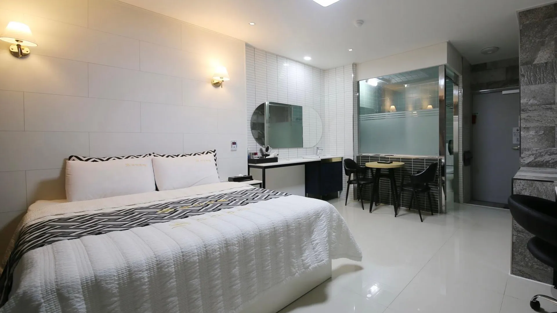 구례 구례 S무인호텔 호텔 스위트룸