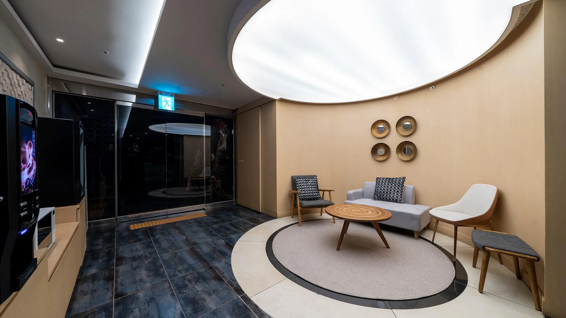 서울 신촌 렉시 3성급 호텔 로비