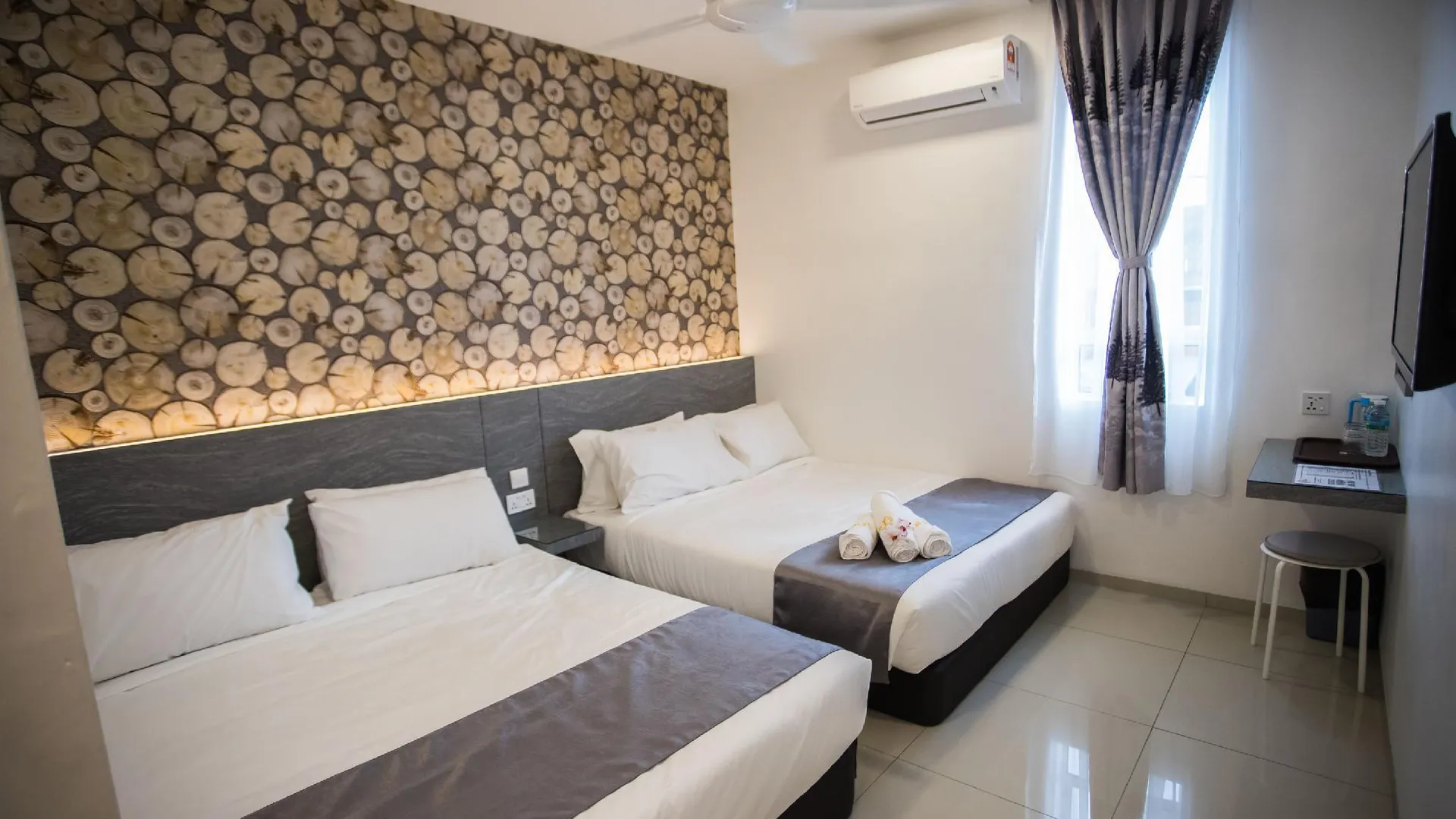 쿠안탄 임 96 빌라 4성급 호텔 스위트룸