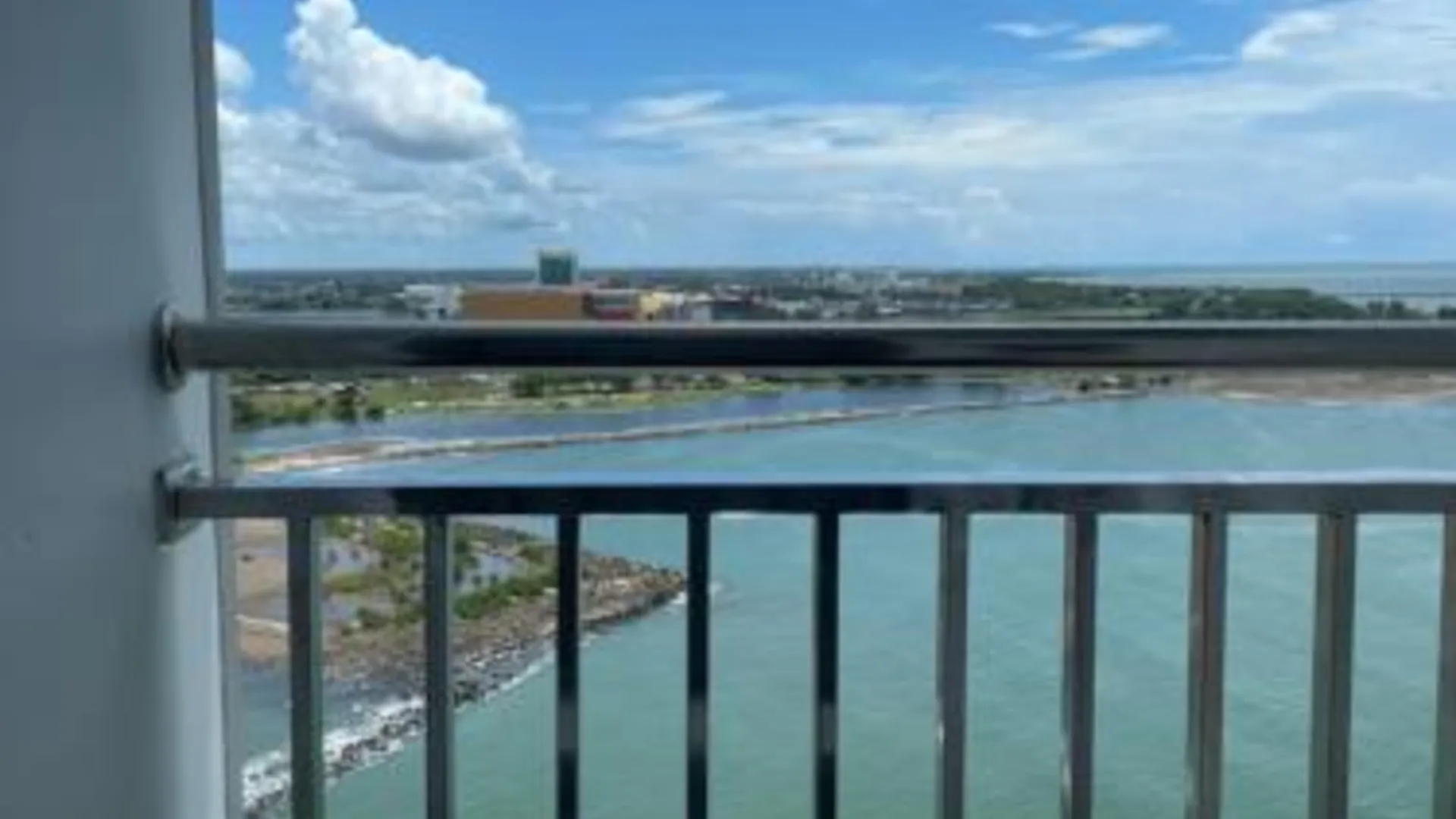 마카사르 Delft Apartment - Sea View Studio Flat at Losari Beach 3성급 싱글룸 객실