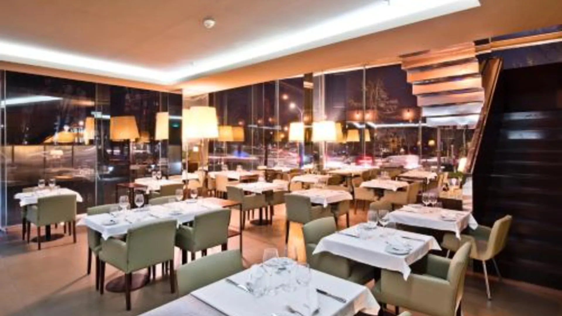 상 주아 다 마데이라 골든 튤립 상 주아 다 마데이라 호텔 4성급 호텔 수영장