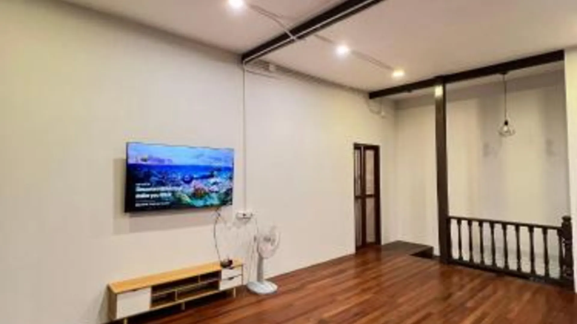 방콕 하우스 JU 5성급 호텔 외관