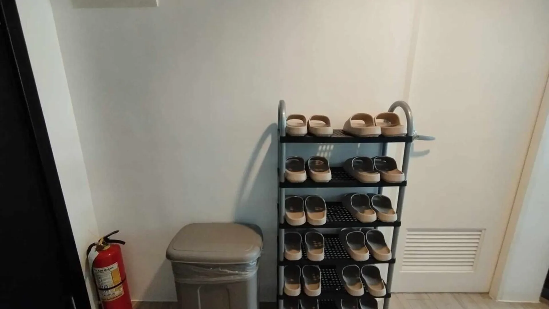 세부 IT 파크의 프라이빗 하우스 (30m², 침실 1개, 프라이빗 욕실 1개) 3성급 싱글룸 레스토랑