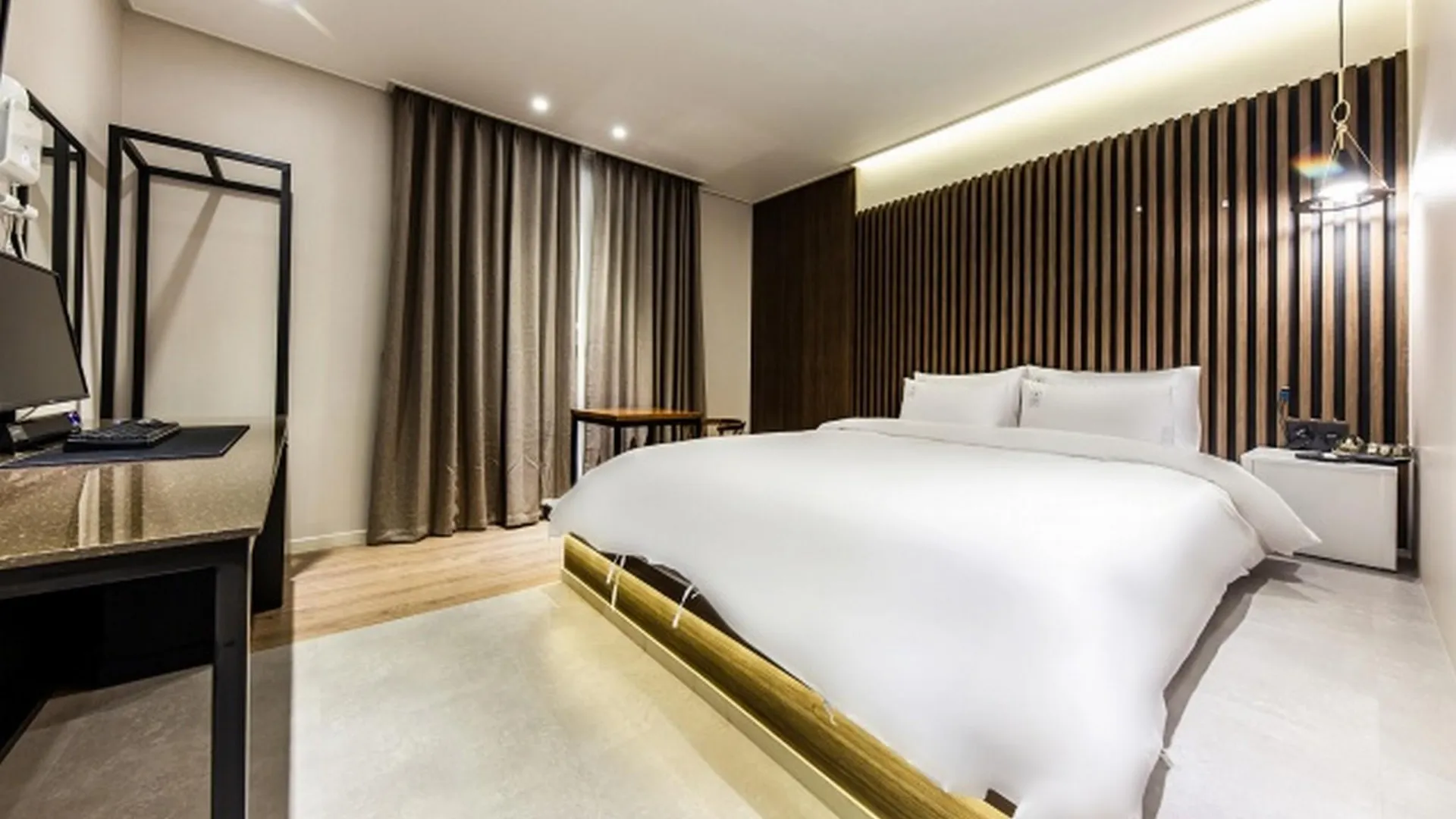 대전 대전 유성 스테이 3성급 호텔 스위트룸