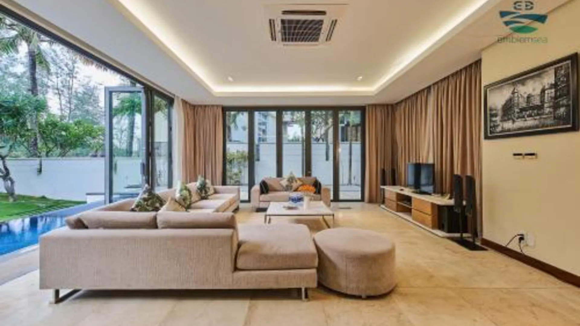 다낭 Emblem Sea 4 Bedroom Villas 4성급 싱글룸 로비