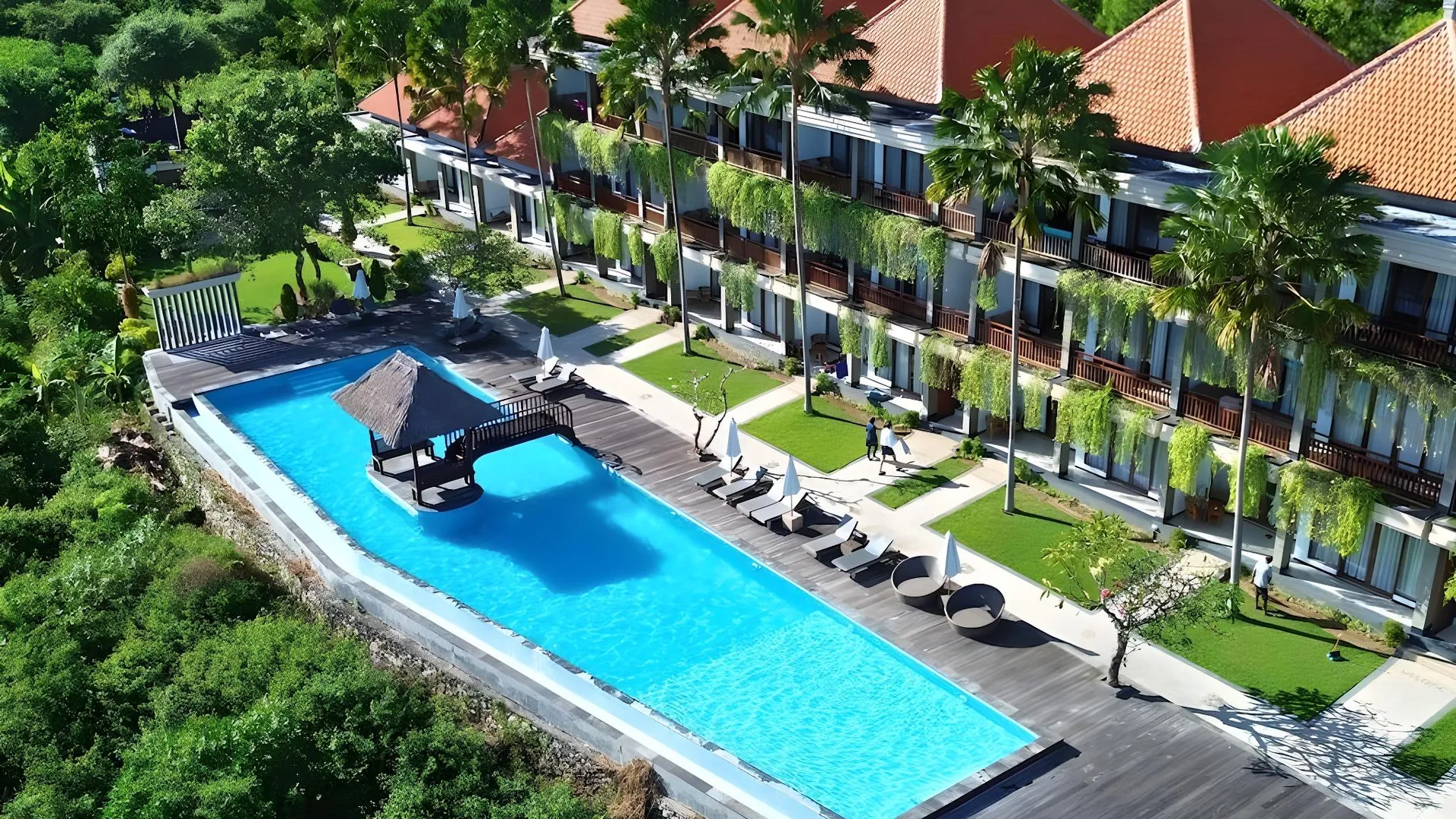 발리 셈마부 힐스 호텔 누사 페니다 - 발리 4성급 호텔 수영장