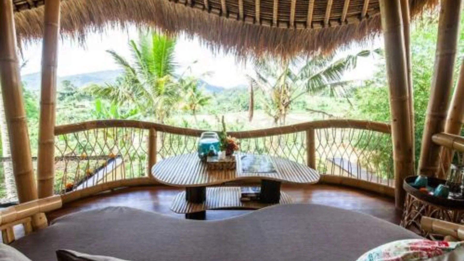 발리 Magic Hills Bali - Magical Eco-Luxury Lodge 4성급 호텔 부대시설