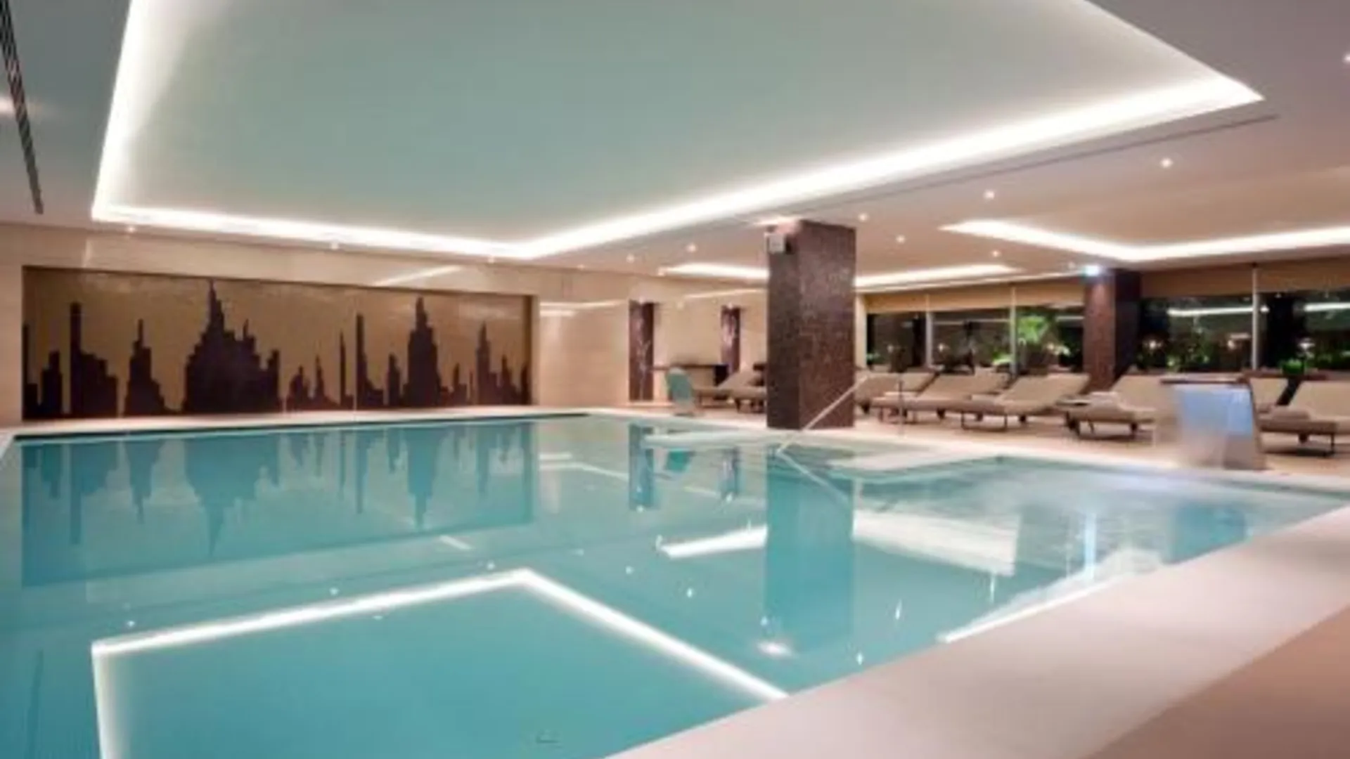 리스본 에펙 사나 리스보아 호텔 5성급 호텔 스위트룸