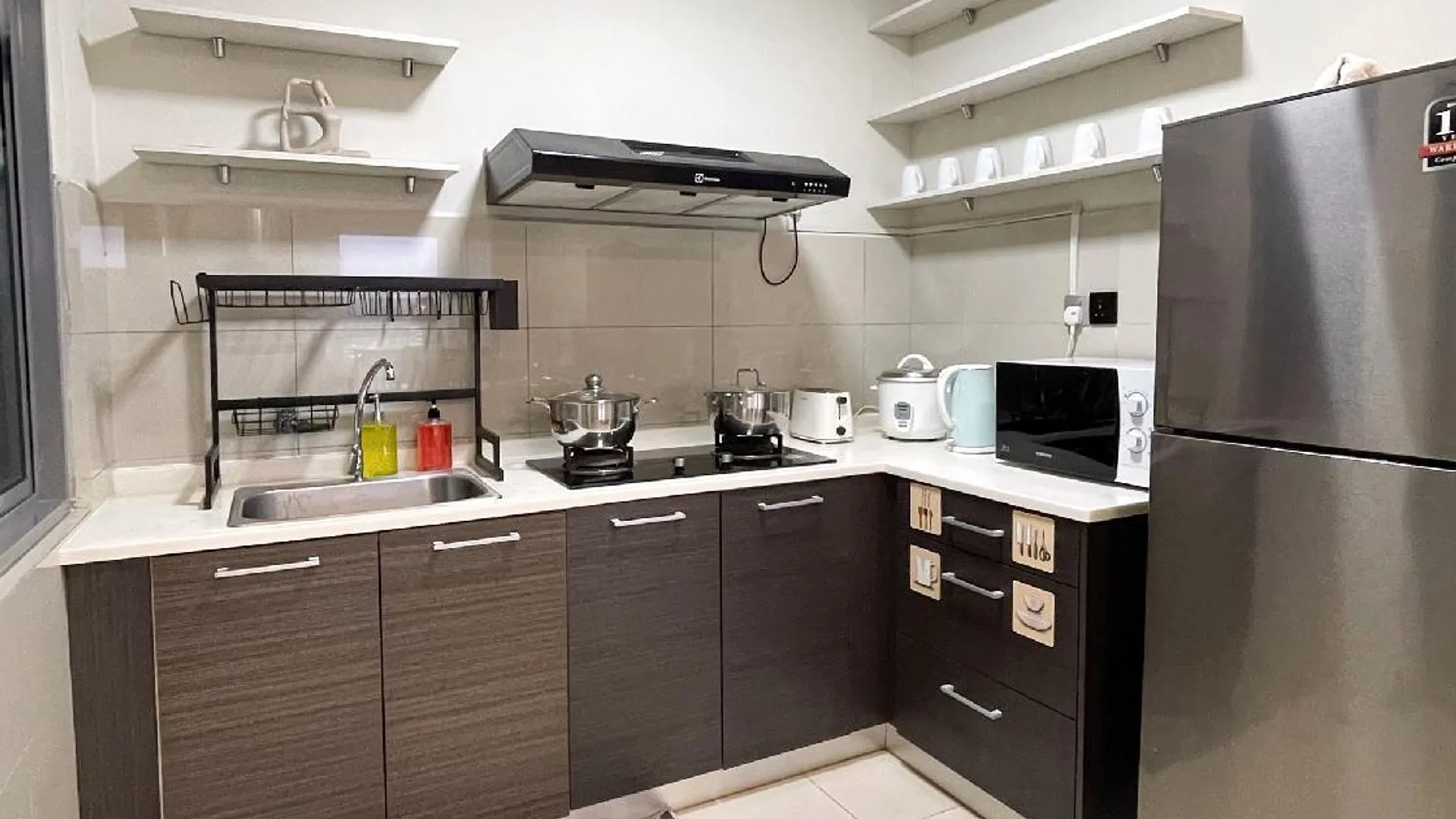 코타키나발루 시티 센터의 아파트먼트 (130m², 침실 3개, 프라이빗 욕실 2개) 4성급 싱글룸 전망