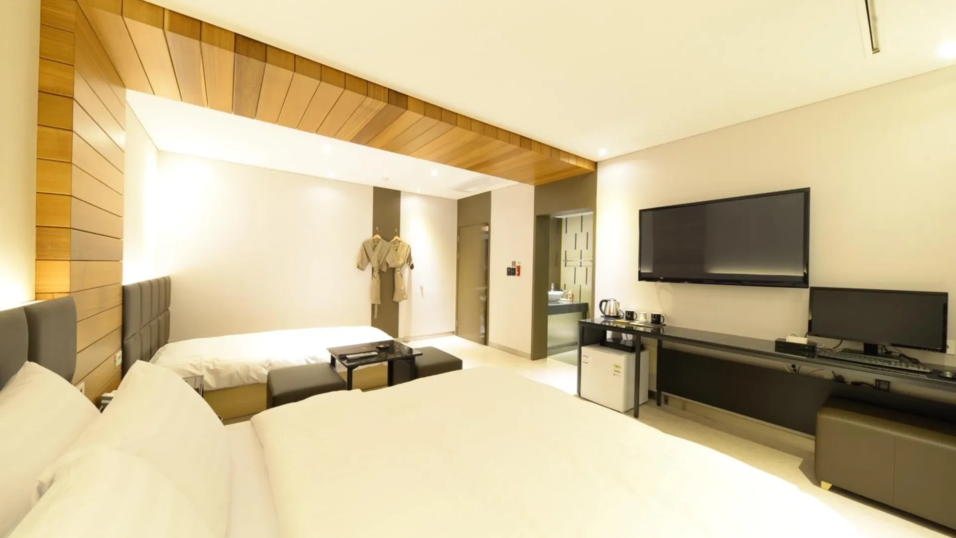 서울 화곡 에스 호텔 스위트룸