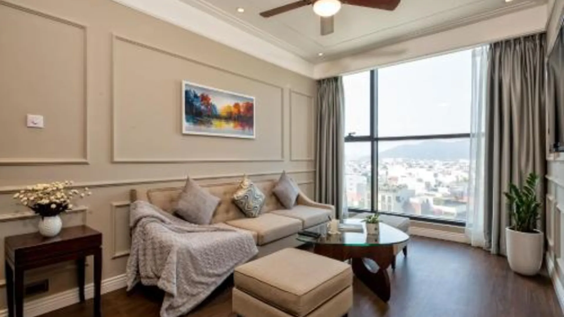 다낭 비치프론트 럭셔리 아파트먼트 - 루프탑 풀 - 다낭 5성급 게스트하우스 스위트룸