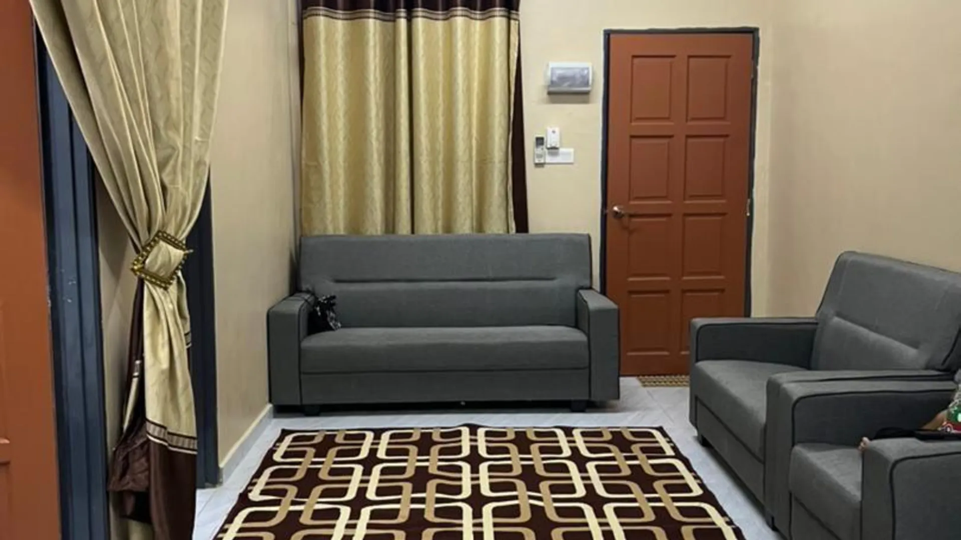 쿠안탄 반다르 인데라 마코타의 프라이빗 하우스 (m², 침실 3개, 프라이빗 욕실 2개) 2성급 싱글룸 스위트룸