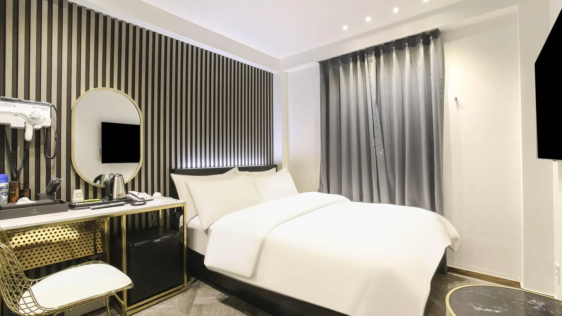 서울 동대문역사문화공원역 라온 2성급 호텔 스위트룸