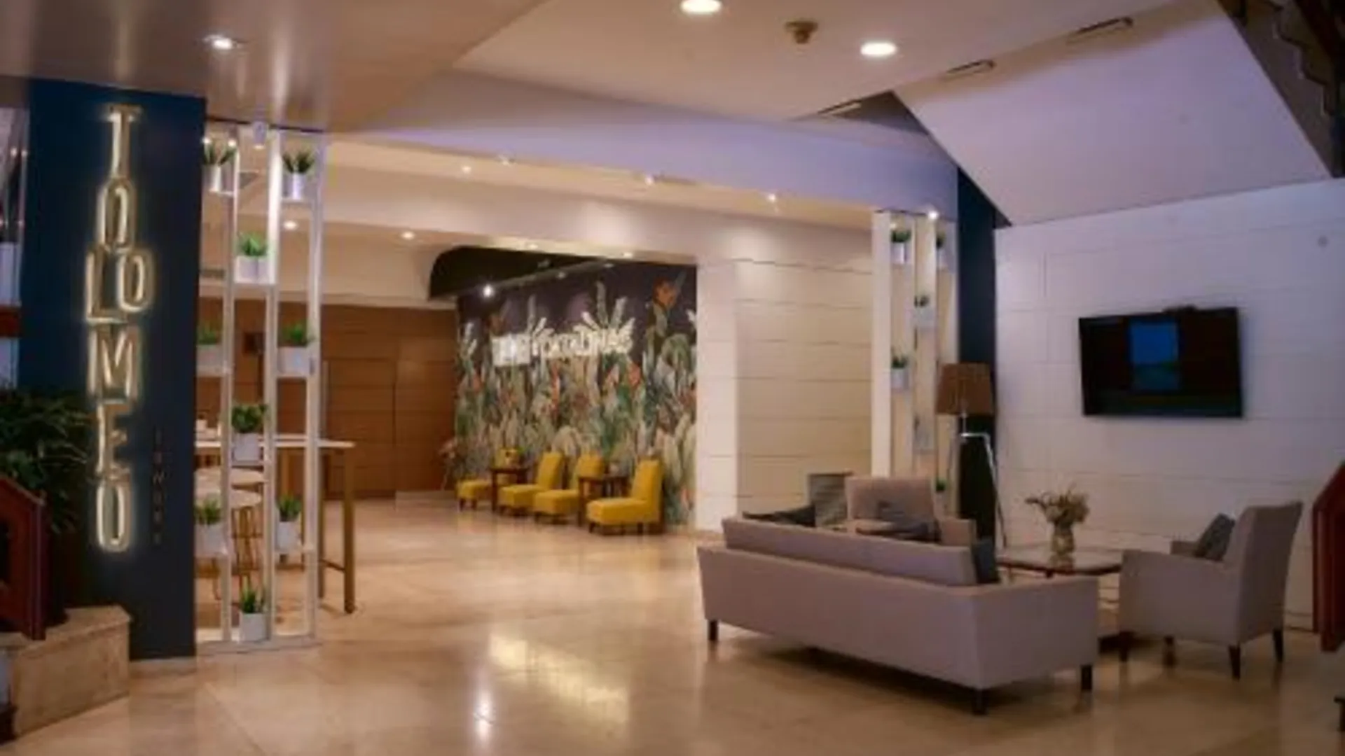 투쿠만 카탈리나스 파크 호텔 5성급 호텔 외관