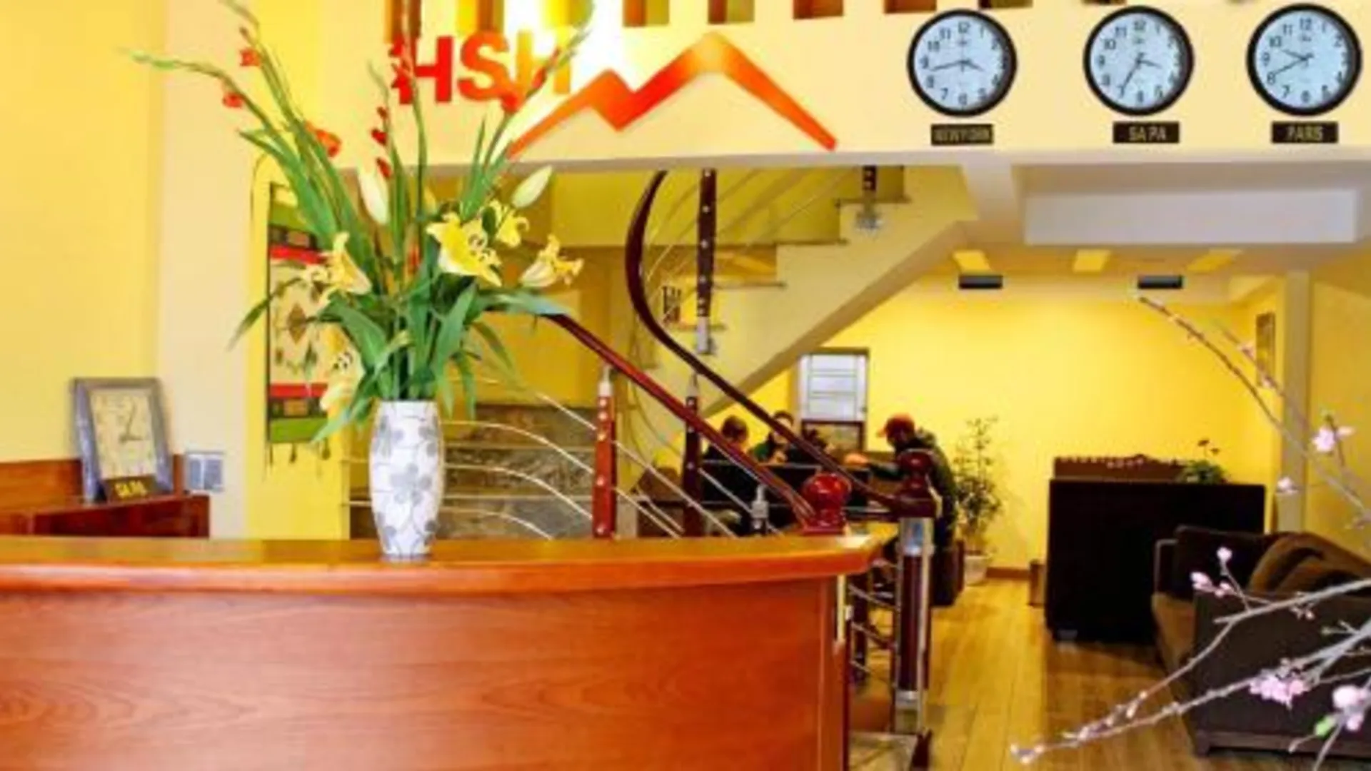 사파 사파 시내의 아파트먼트 (350m², 침실 8개, 프라이빗 욕실 8개) 4성급 게스트하우스 레스토랑