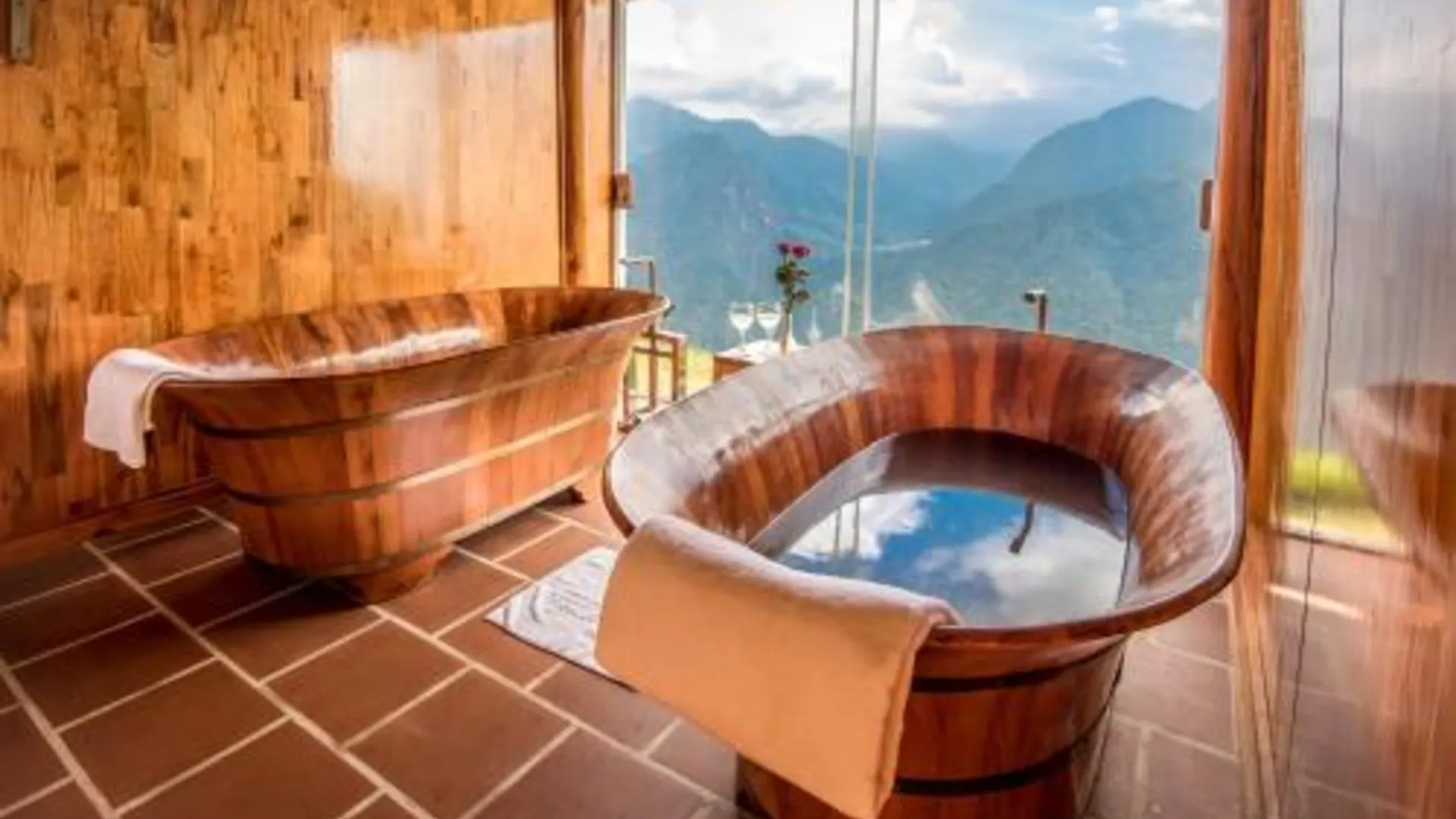 사파 토파스 이코로지 호텔 외관