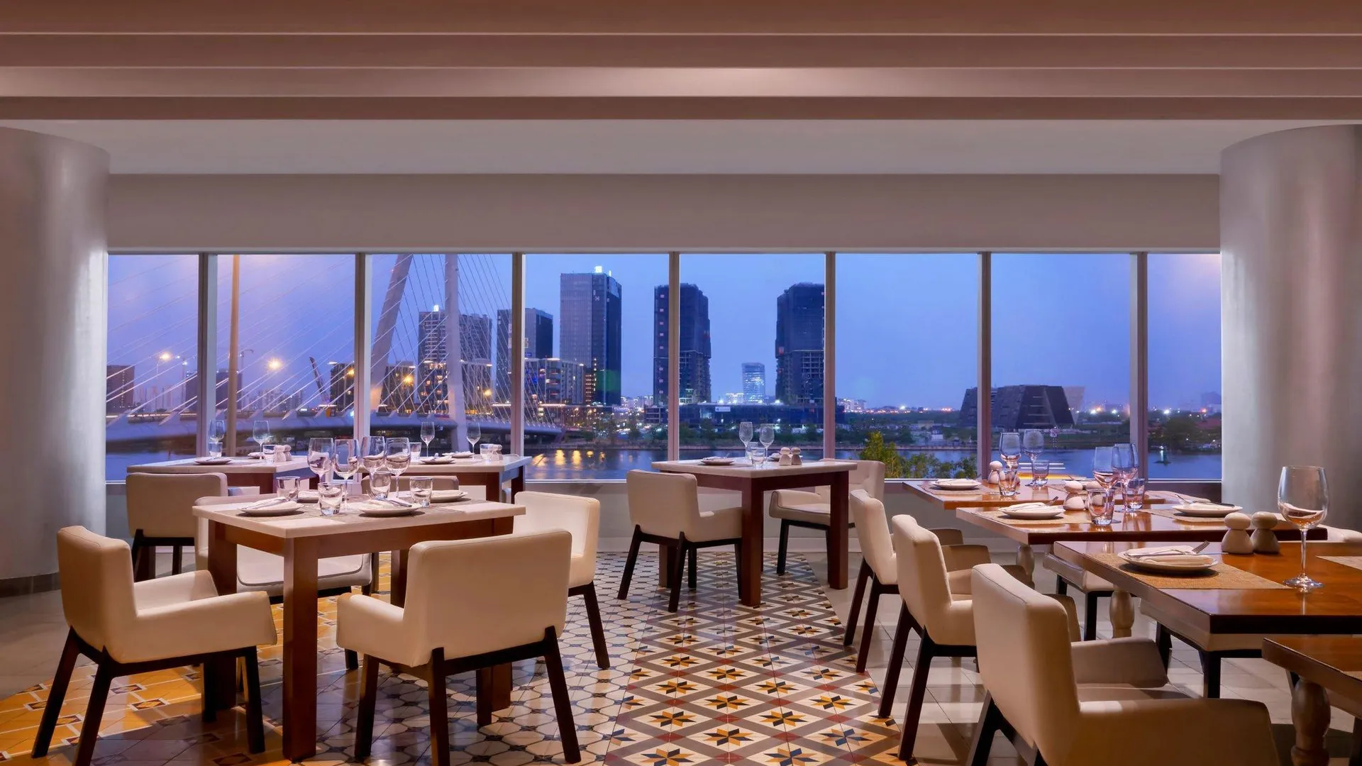 호치민 르 메르디앙 사이공 5성급 호텔 레스토랑