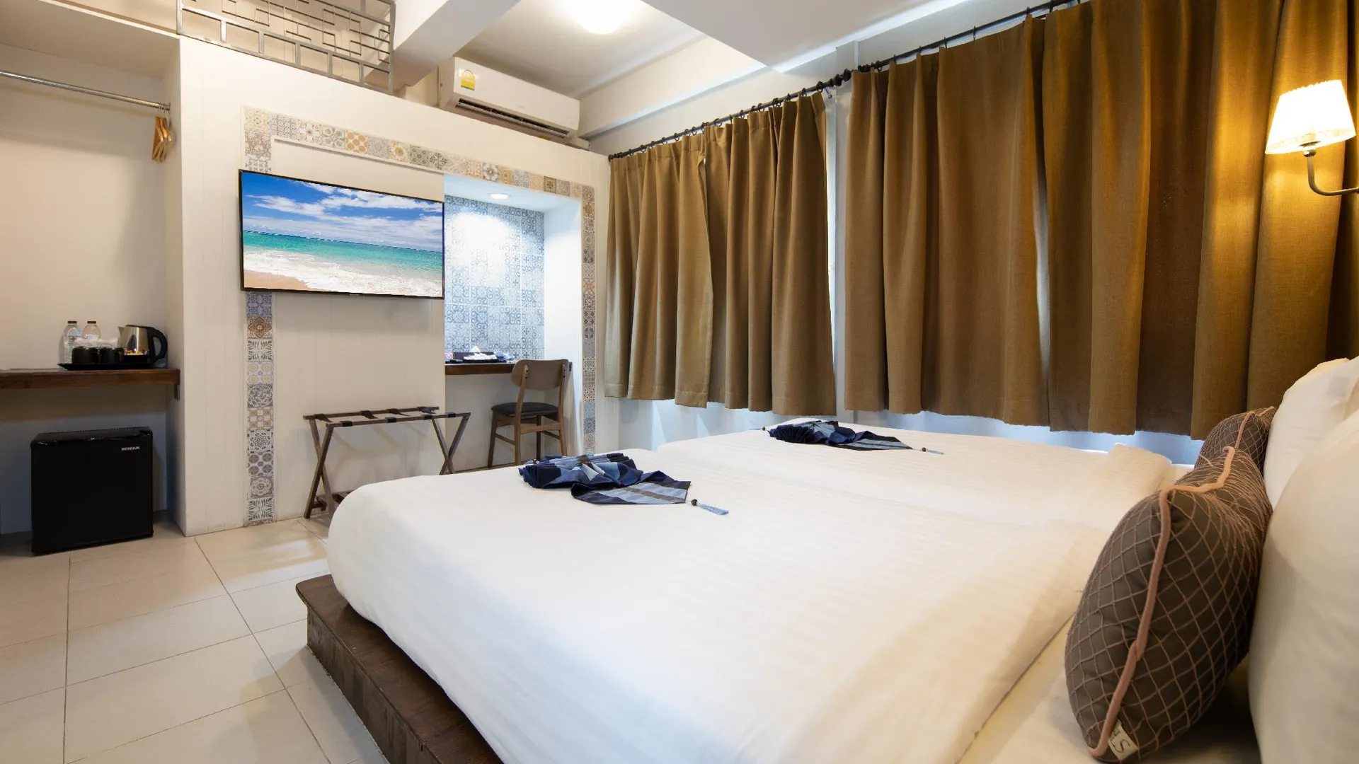 푸켓 몬트리 푸켓 호텔 3성급 호텔 스위트룸