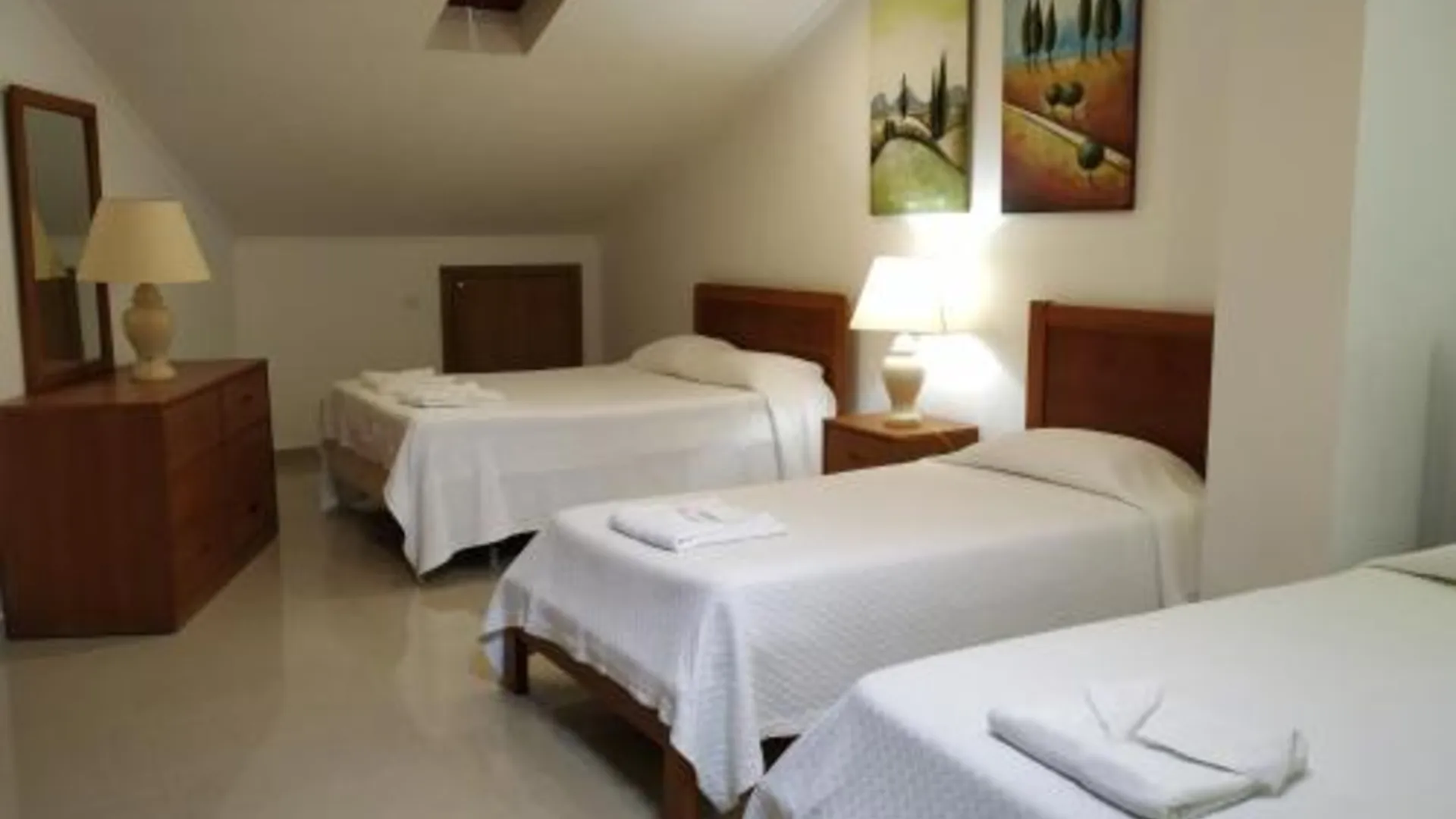 앙그라 두 에루이스무 Costa & Isaias Apartamentos 3성급 호텔 스위트룸