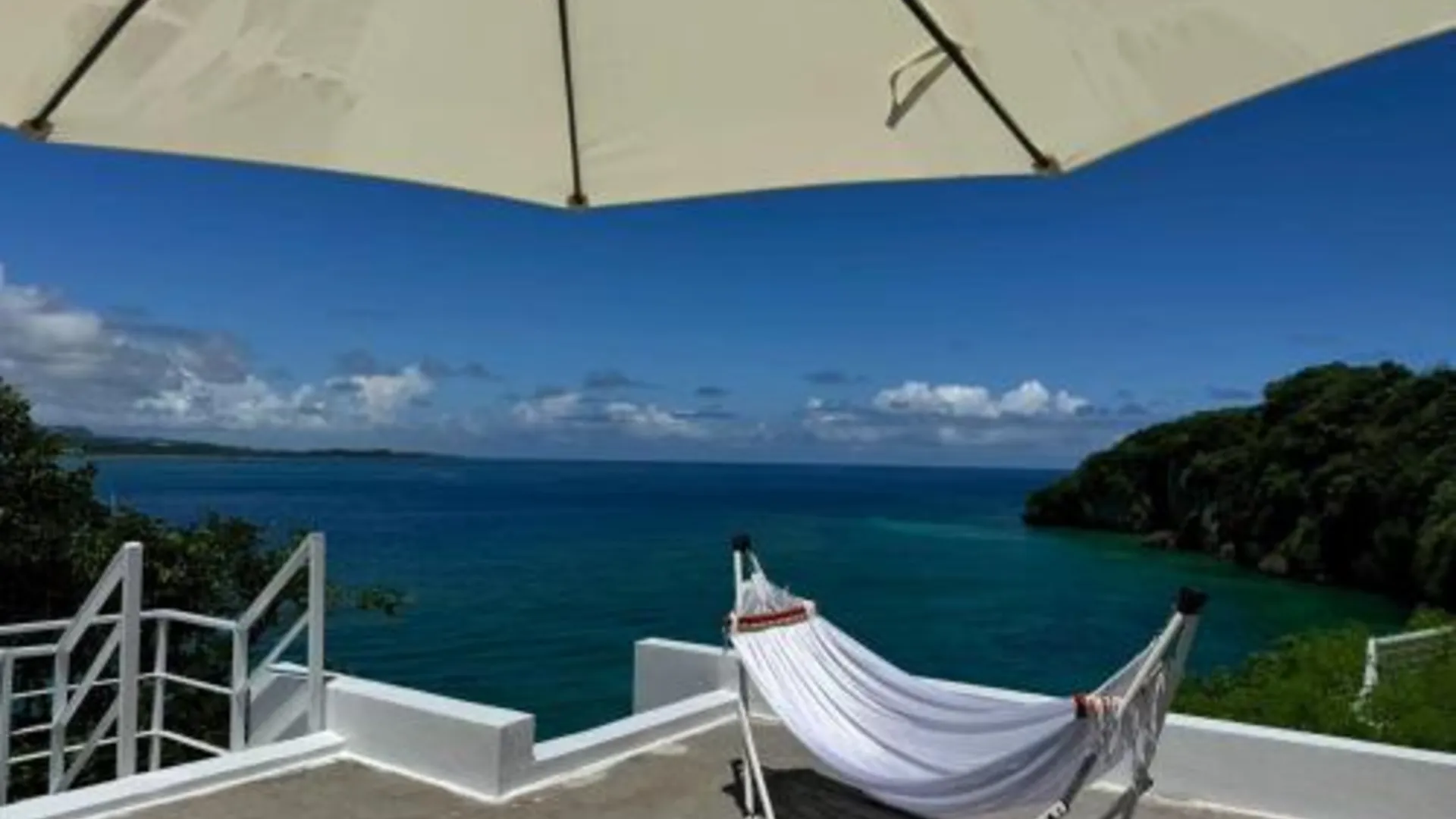 오키나와 본섬 オーシャンフロントヴィラSerenity Point37 4성급 싱글룸 외관