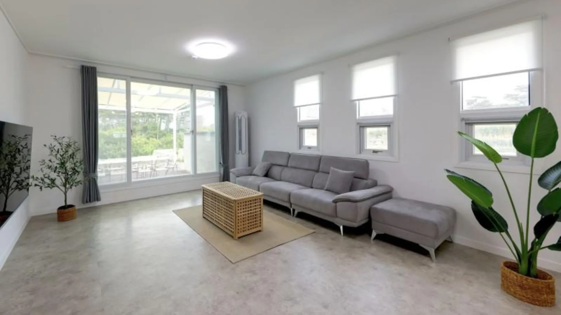 울산 울산 간절곶캠프 카라반&펜션 2성급 게스트하우스 로비