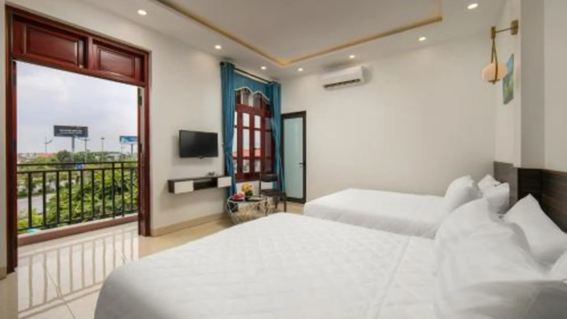 하노이 하노이 에어포트 스위트 호스텔 앤 트래블 2성급 호텔 전망