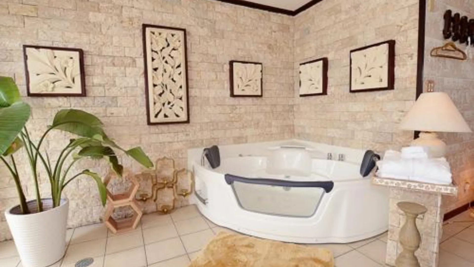 오키나와 본섬 아라하 리조트 아라파나 2성급 게스트하우스 부대시설