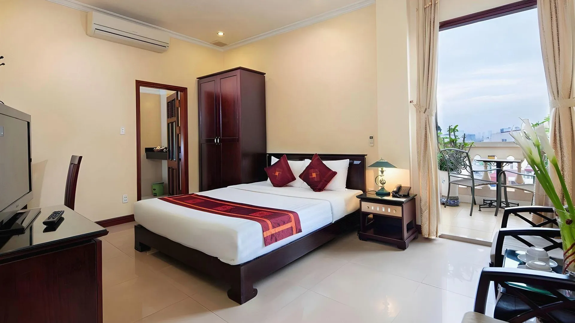 하노이 럭키 2 호텔 앤 트래블 3성급 호텔 스위트룸