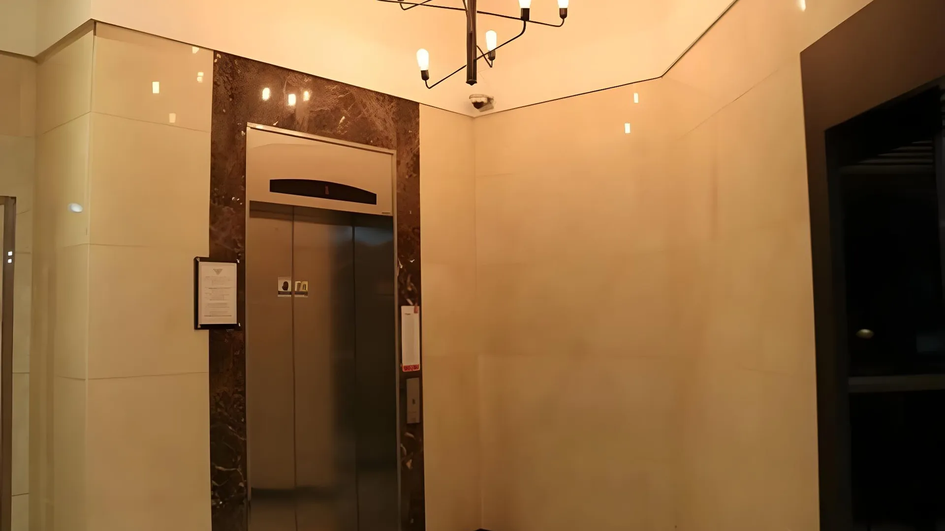 서울 쓰리세븐호텔 3성급 호텔 로비