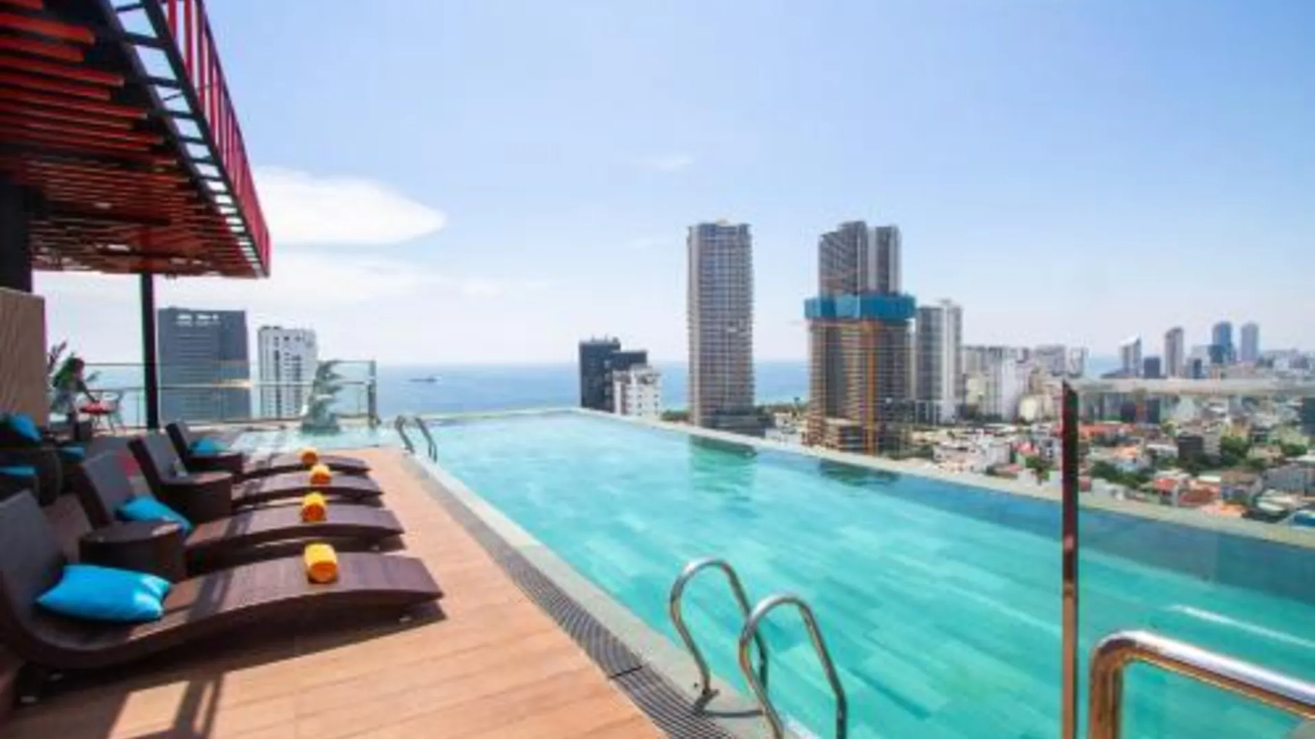 다낭 코디얼 그랜드 호텔 4성급 호텔 객실