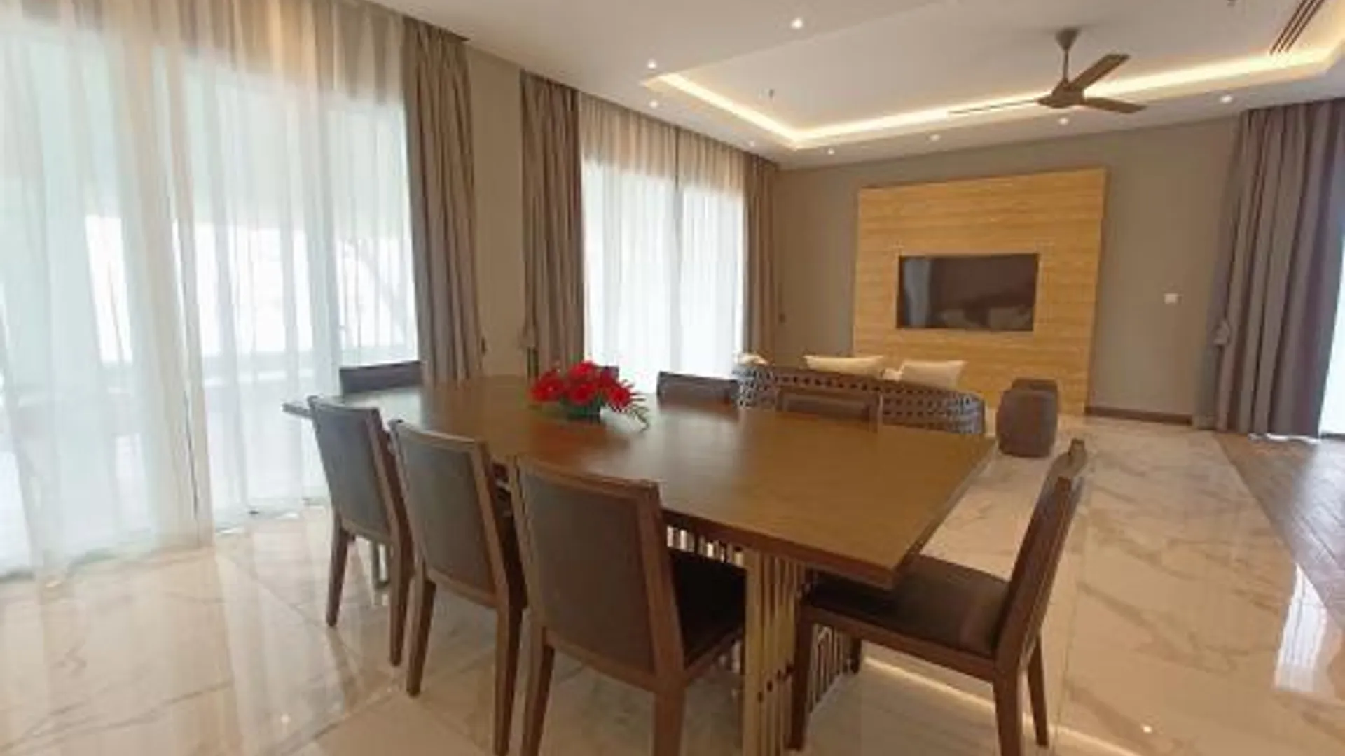 포트 딕슨 퍼시픽 리젠시 비치 리조트 포트 딕슨 4성급 호텔 외관