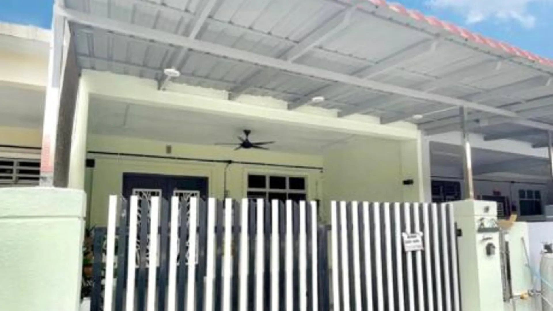 메르싱 반다르 머싱의 프라이빗 하우스 (100m², 침실 3개, 프라이빗 욕실 2개) 4성급 게스트하우스 객실