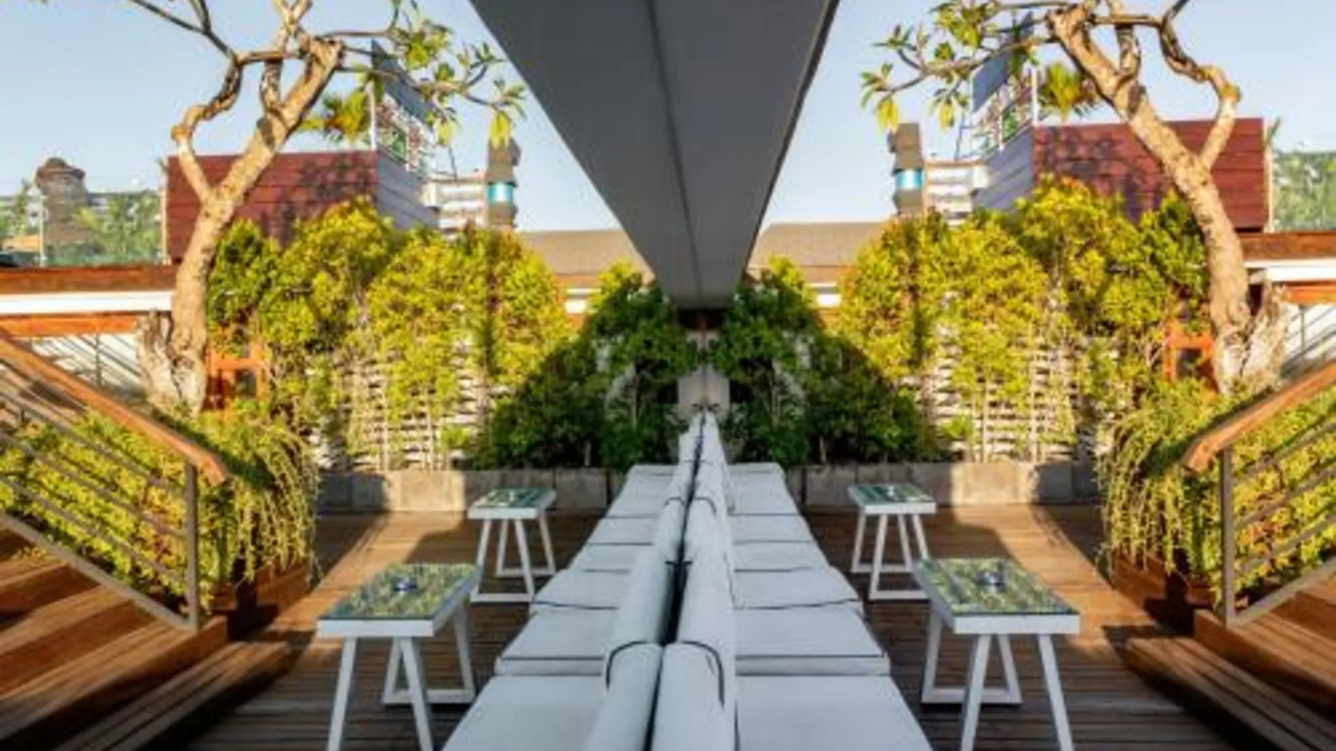 발리 이마니 스위트 4성급 호텔 레스토랑