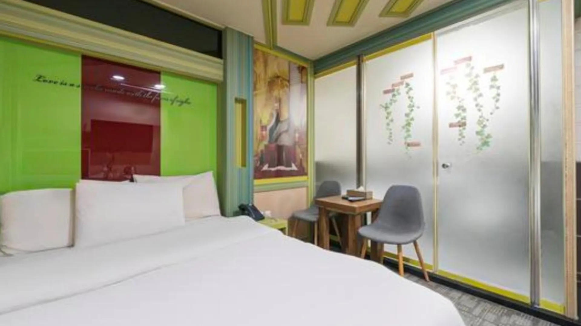 서울 왕십리 현대 모텔 3성급 호텔 스위트룸