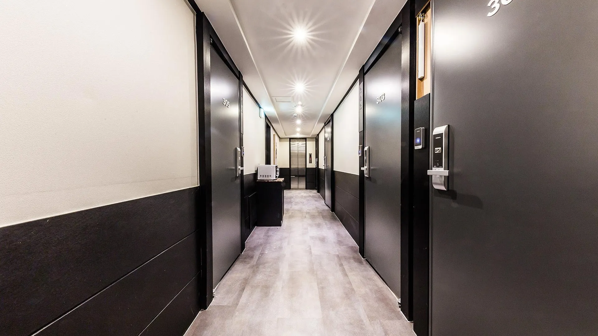 서울 신촌 Hotel Ludi (루디) 3성급 호텔 수영장