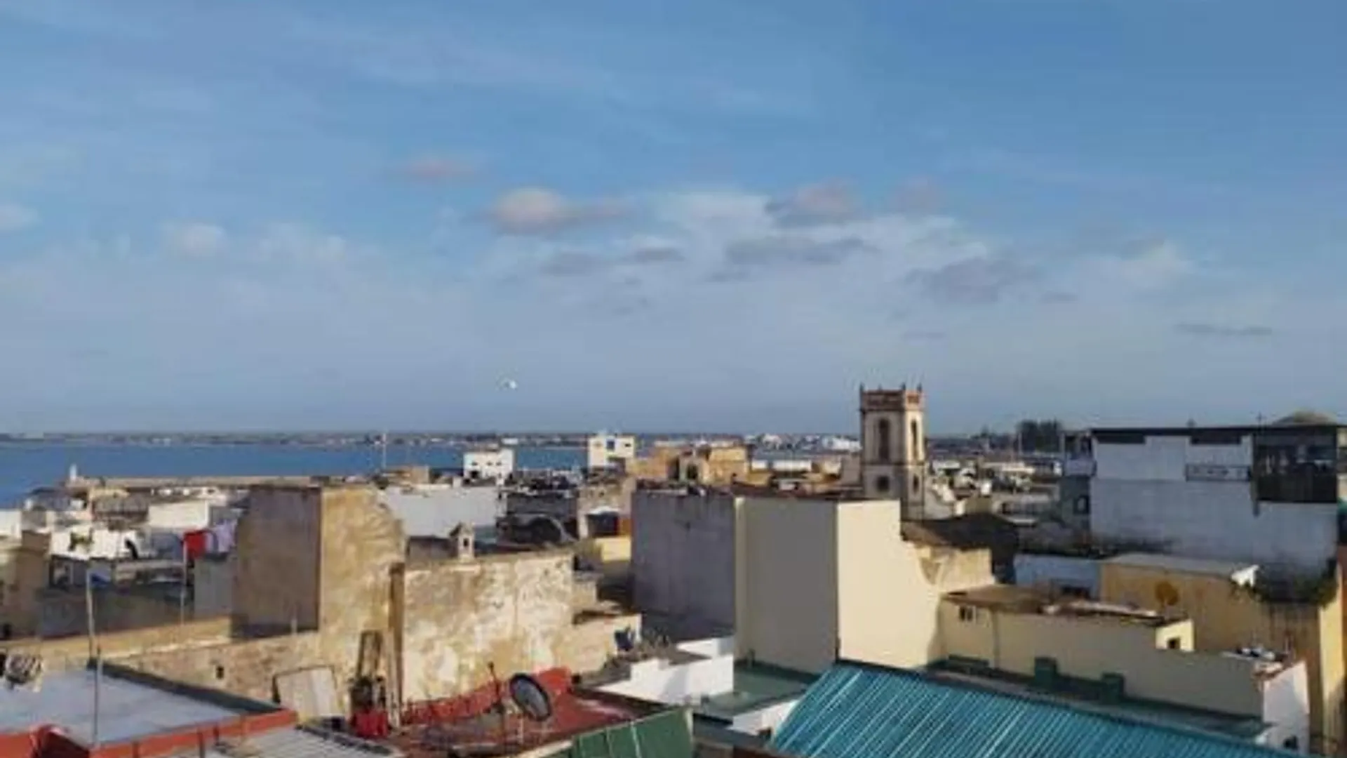 엘 자디다 Dar El jadida 2성급 호텔 수영장