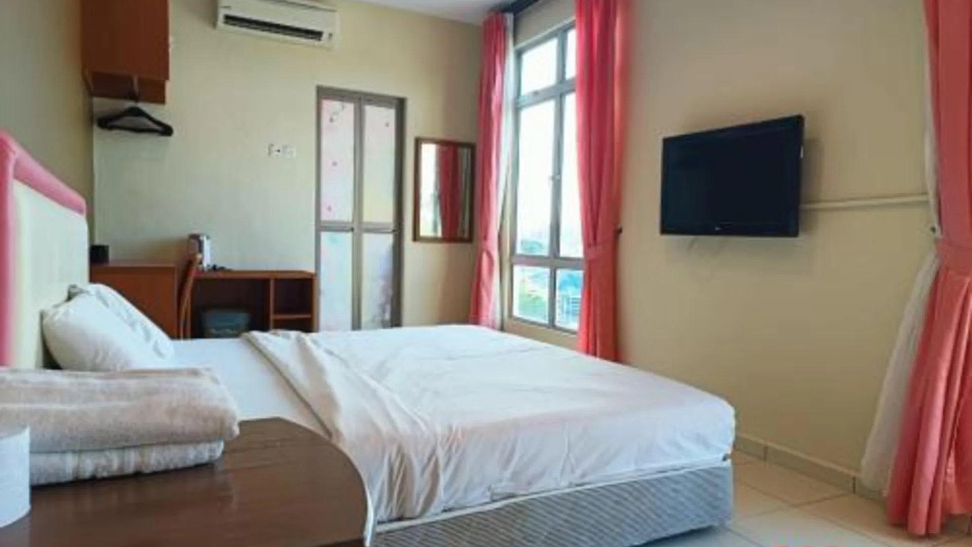 말라카 도리스 호텔 2성급 호텔 스위트룸