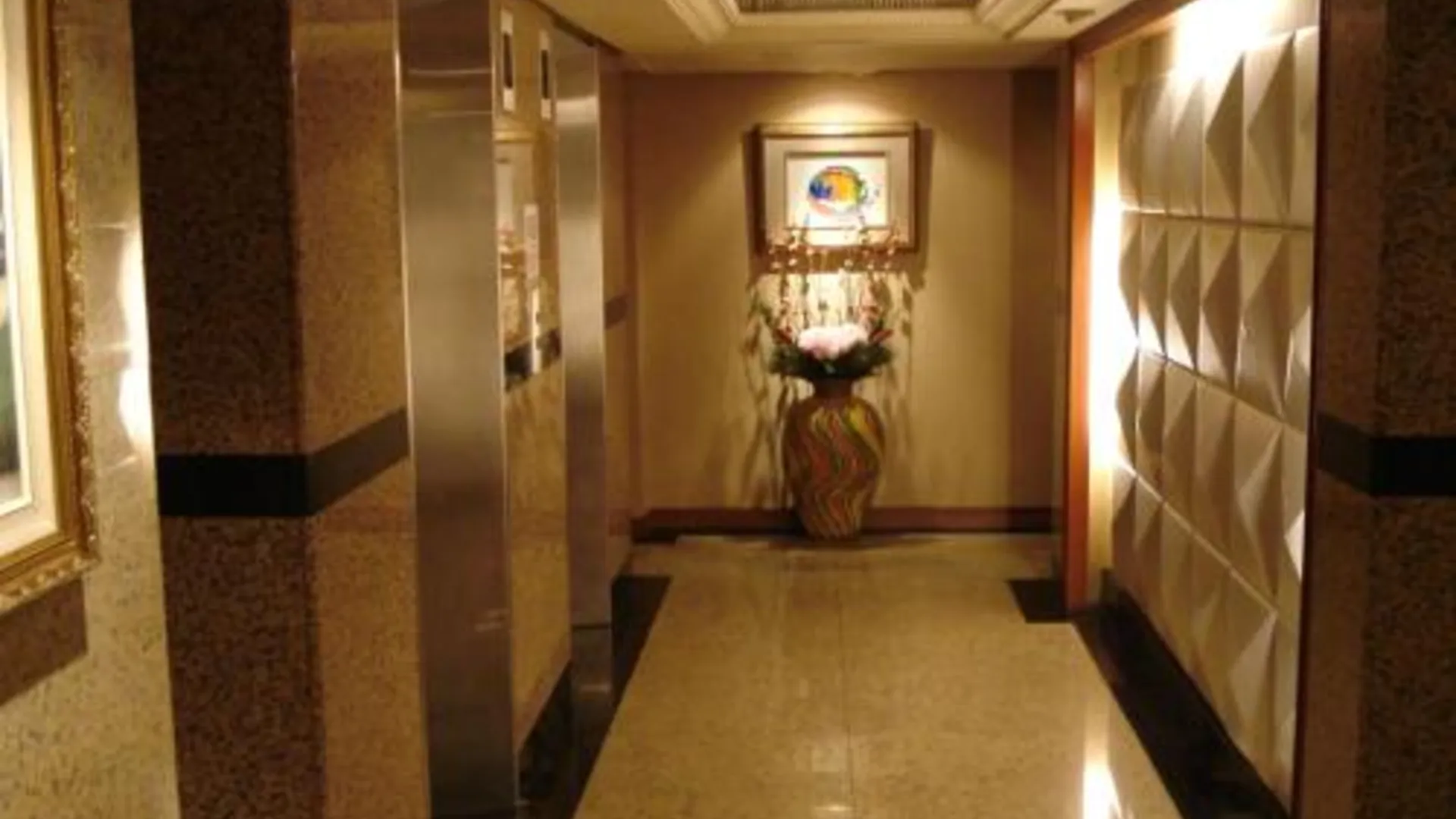 타이베이 Attic Hotel 3성급 호텔 수영장