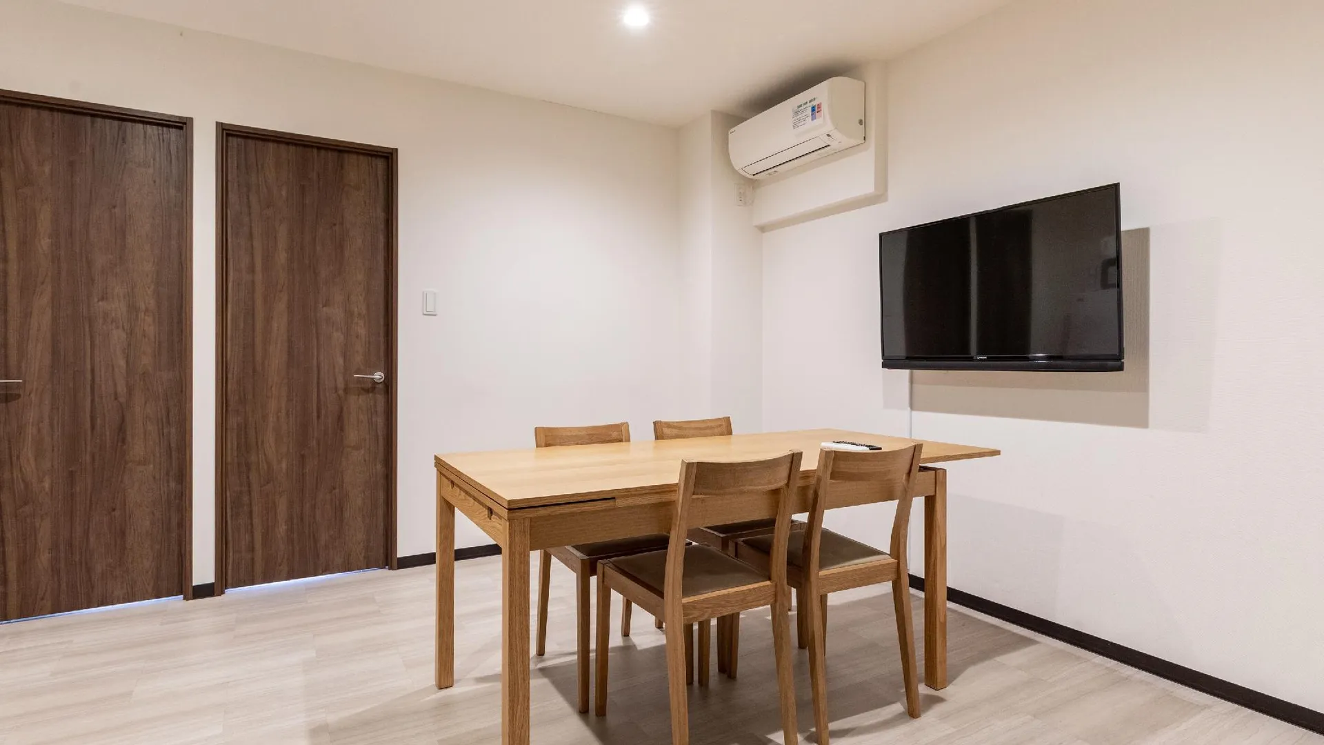 교토 호텔 생 펠리시앙 교토 시조 가라스마 3성급 게스트하우스 로비