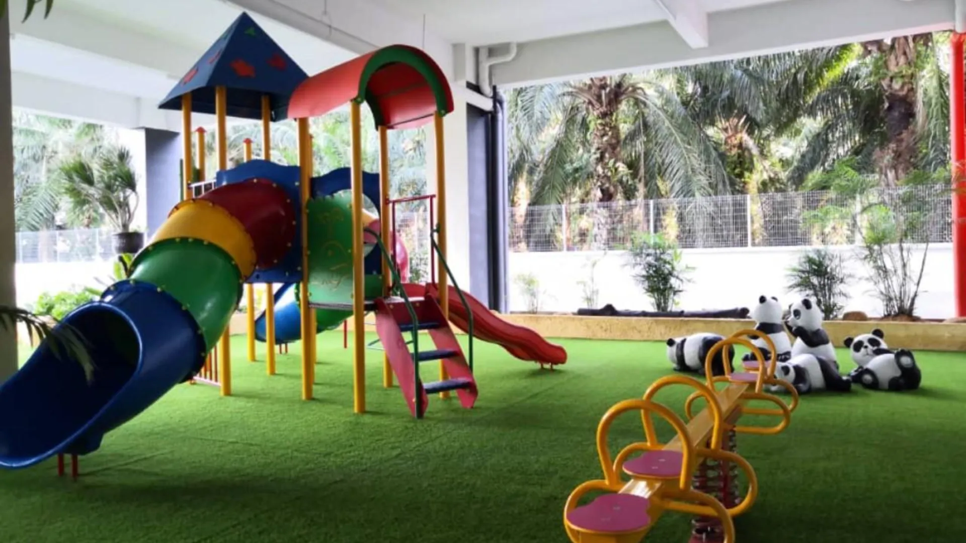 세리 만중 FREE WI-FI[6Pax]The Venus Apartment Sitiawan VII 3성급 게스트하우스 수영장