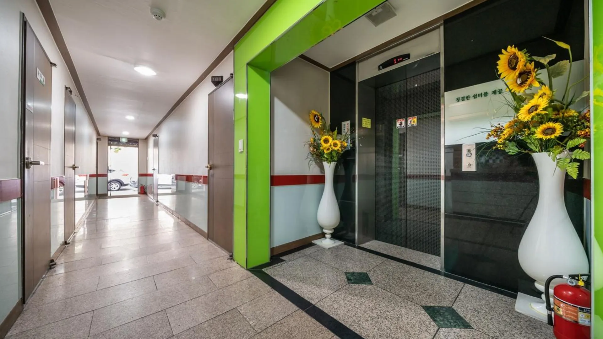 서울 서울대 쉐르빌 1성급 호텔 외관