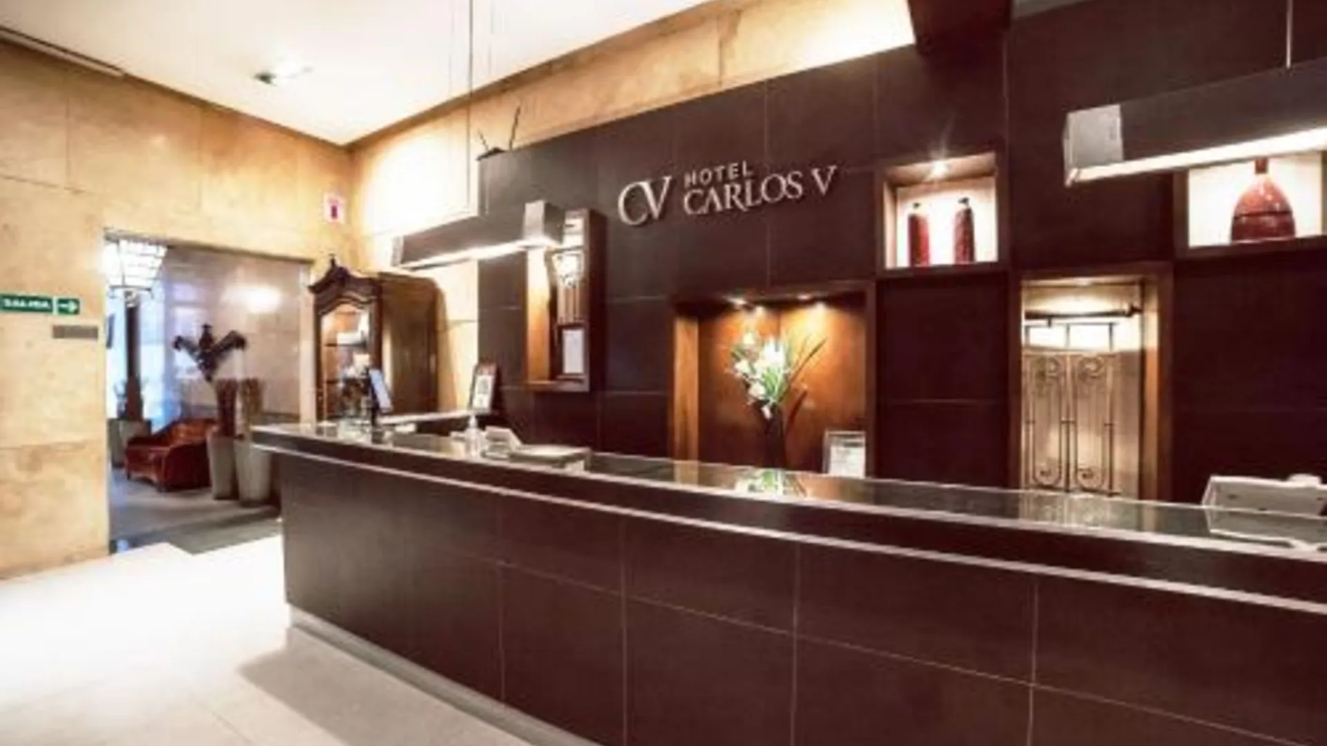 투쿠만 Hotel Carlos V 3성급 호텔 로비