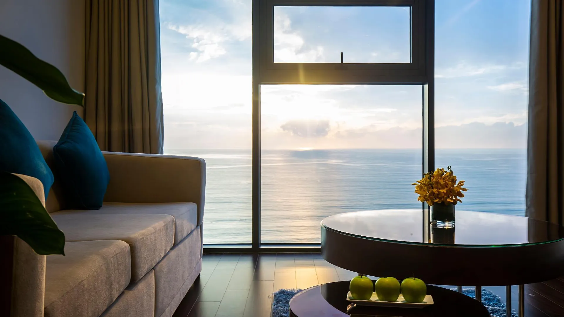 다낭 맥시밀리언 다낭 비치 호텔 4성급 호텔 스위트룸