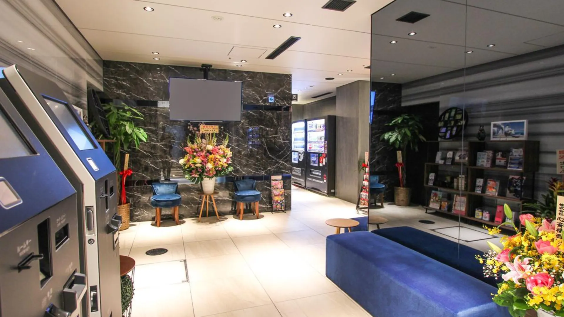 오사카 Hotel Livemax Osaka Hommachi 2성급 호텔 로비