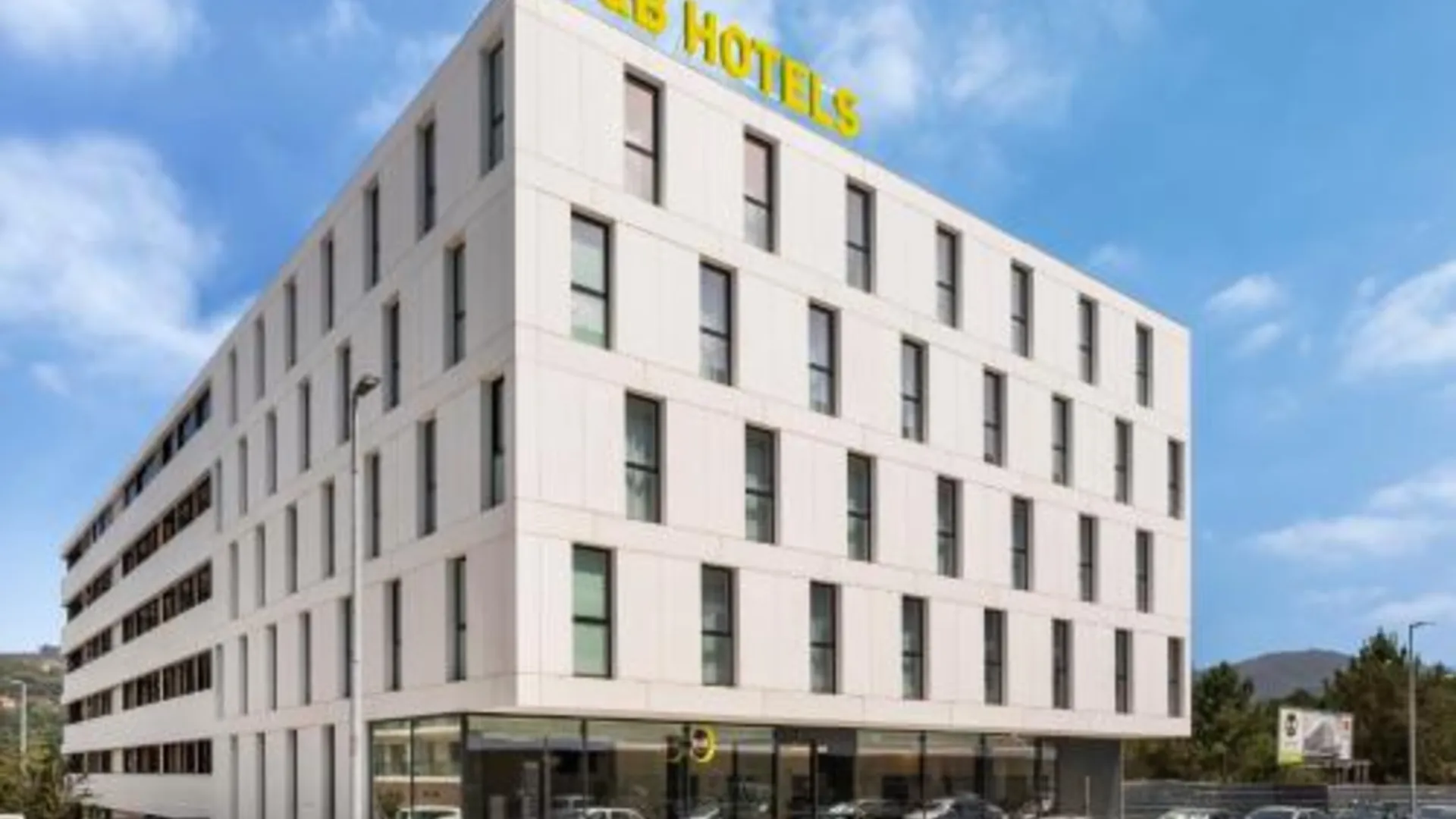 산토 티르소 B&B HOTEL Santo Tirso 3성급 호텔 로비