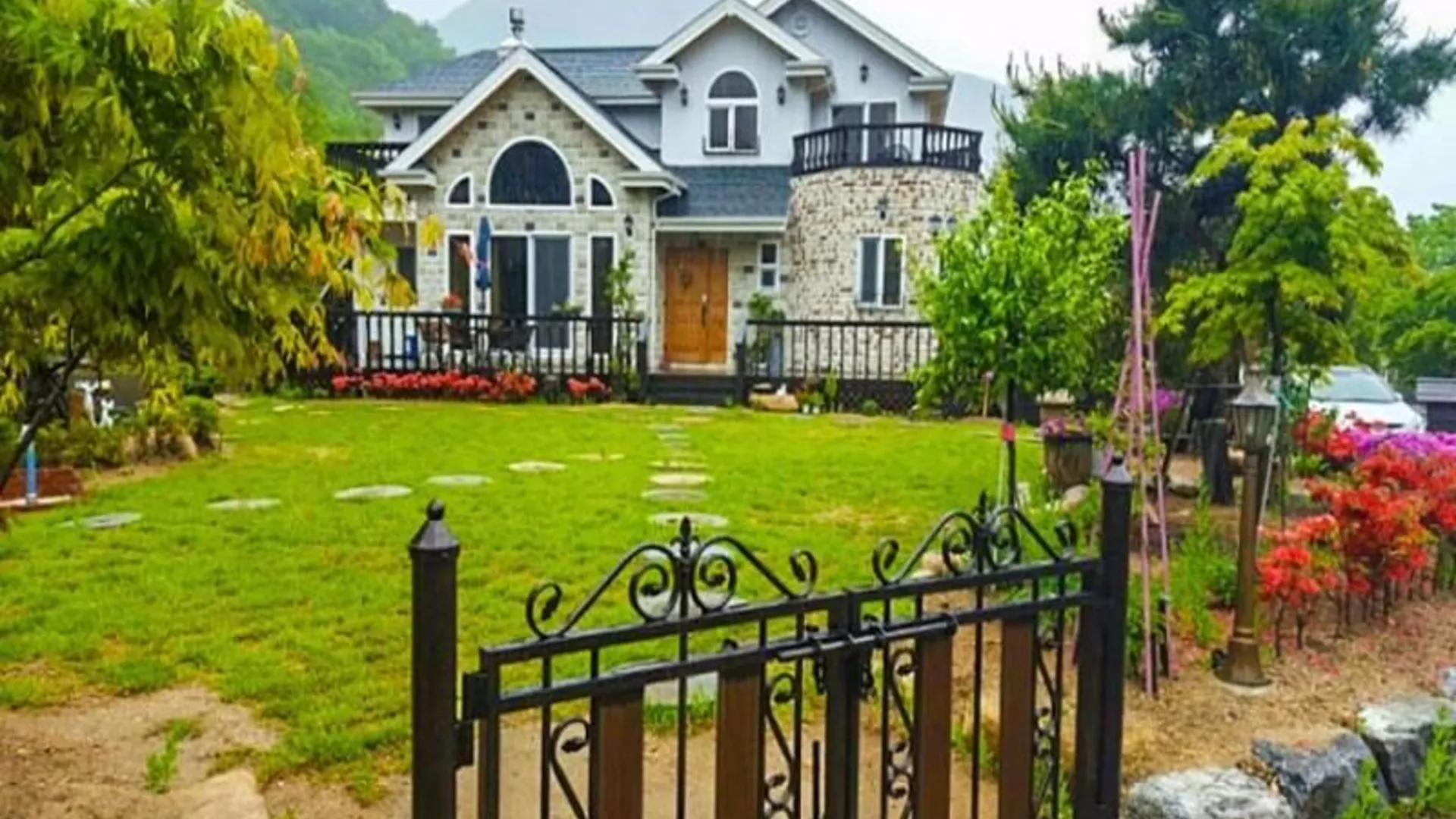 충주 제천 베네치아펜션 3성급 게스트하우스 수영장